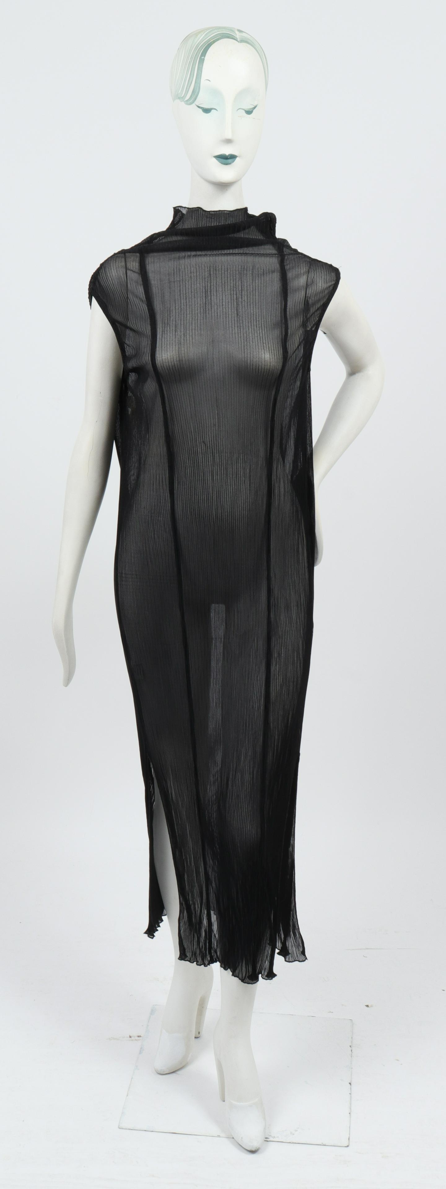 Martino Midali Black Sheer Pleated Dress (1 of 7)
