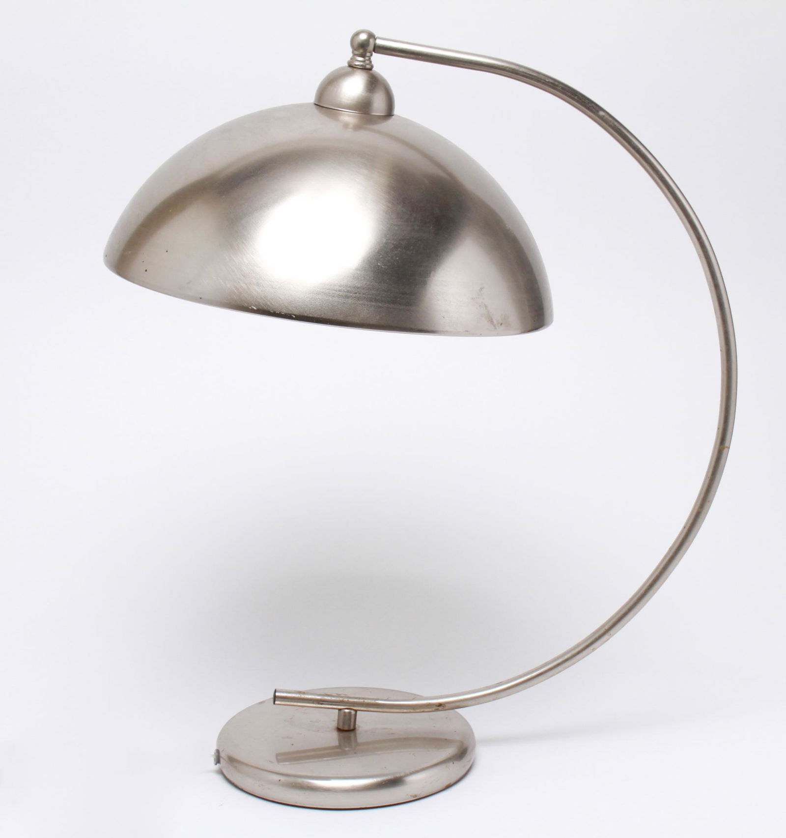 Mid-Century Modern Curved Metal Table Lamp (1 of 3)