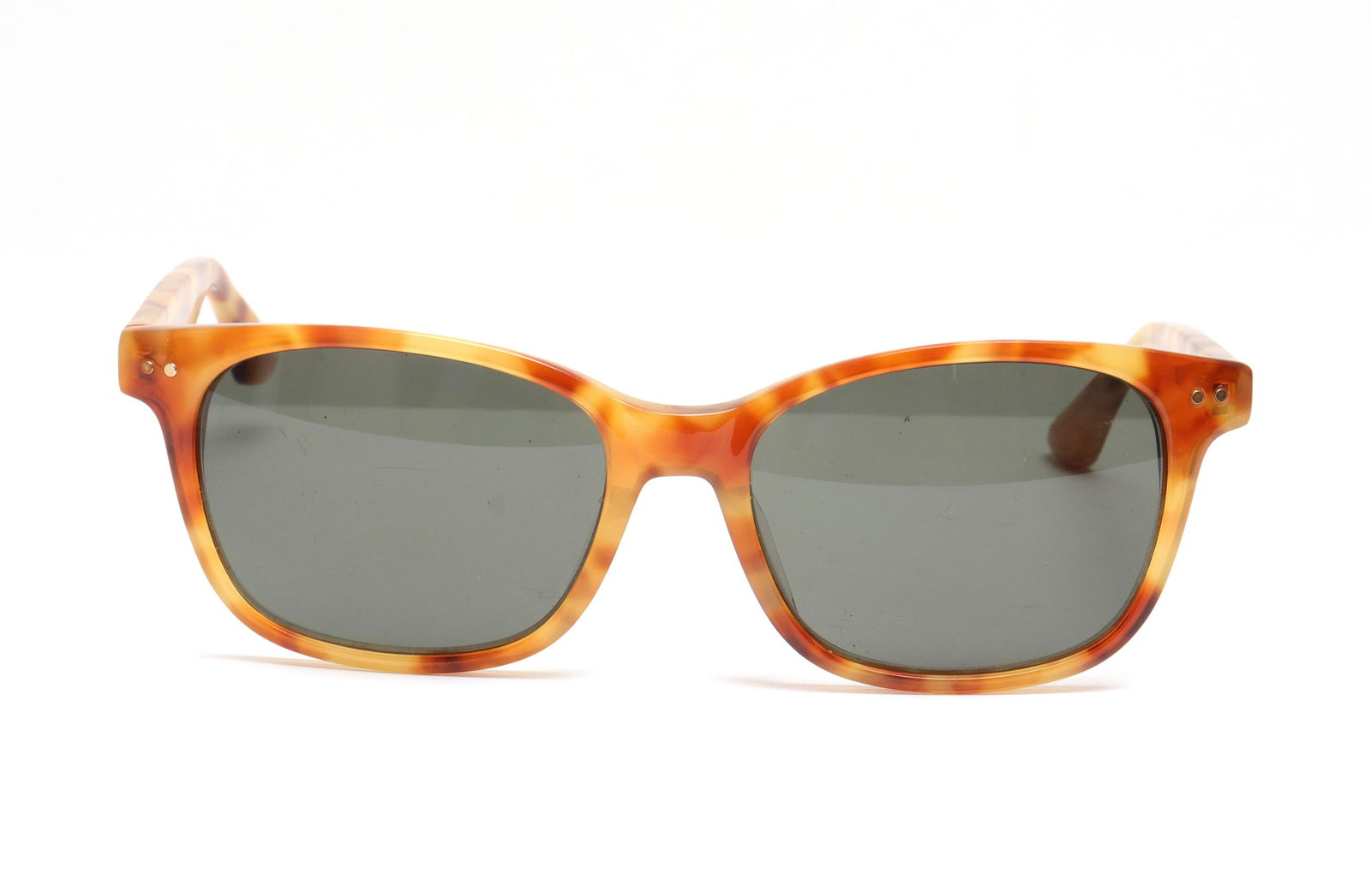 Isaac Mizrahi Acrylic Tortoise Pattern Sunglasses (1 of 5)