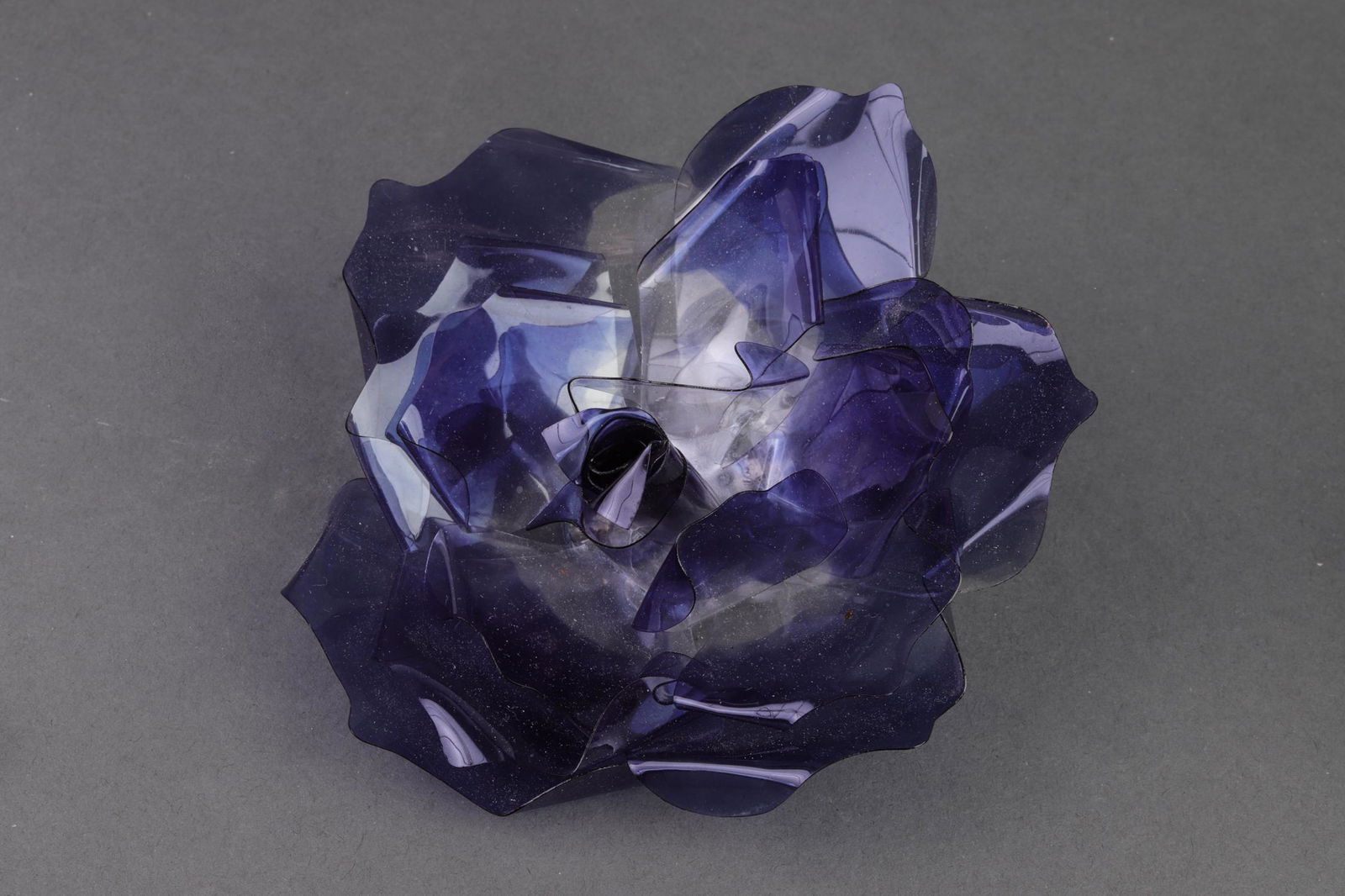 Chanel Manner Large Blue Plastic Flower Brooch (1 of 5)