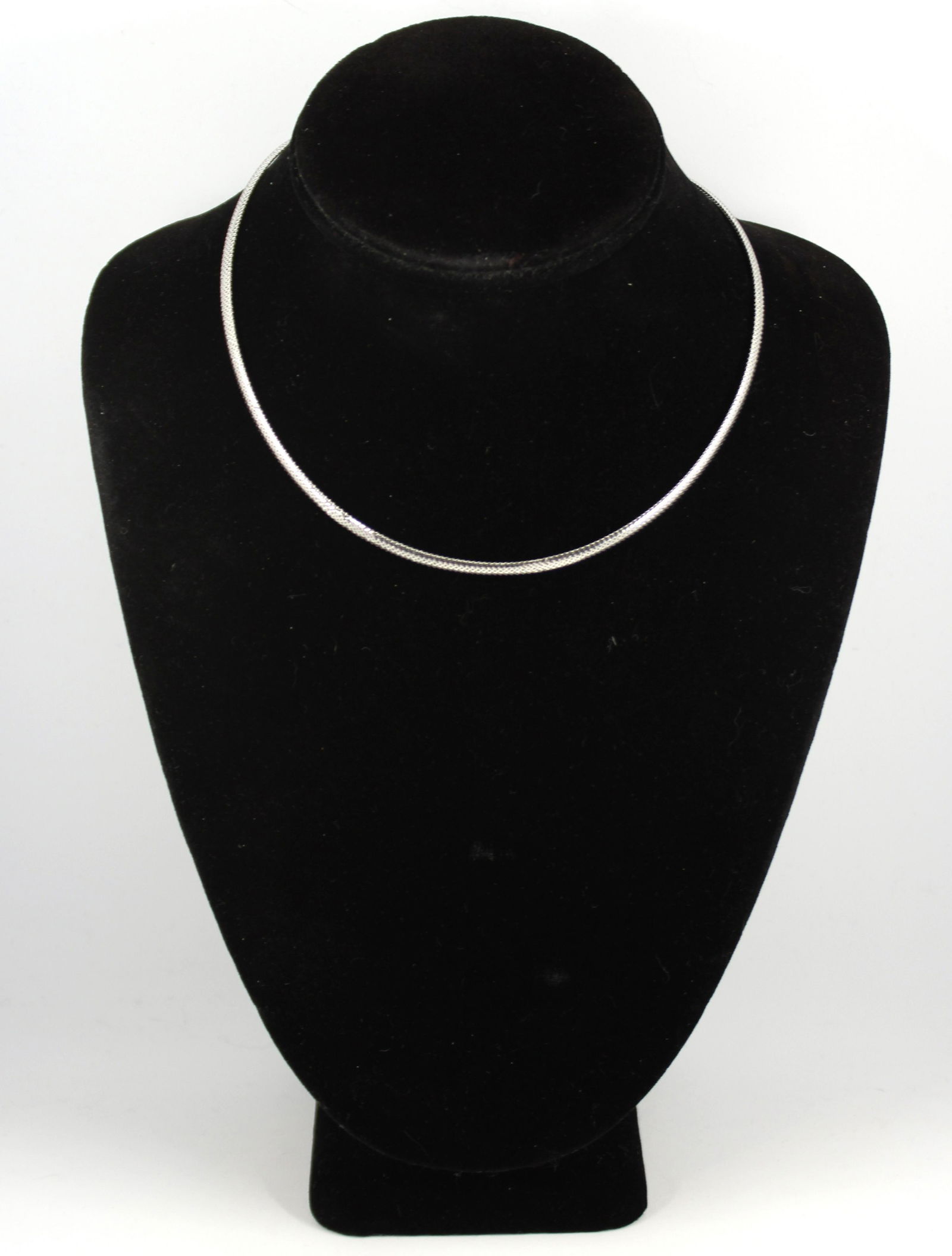 Modern Milor 14K White Gold Snake Necklace (1 of 5)