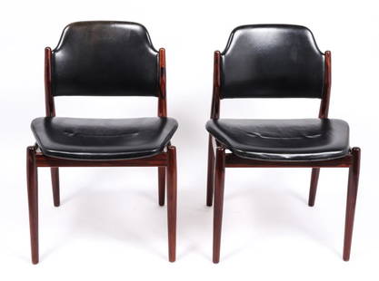 Arne Vodder for Sibast Danish Modern Side Chairs 2: Pair of Arne Vodder for Sibast Furniture teak chairs with leather upholstery, label to underside. 31" H x 19" W x 18.5" D.