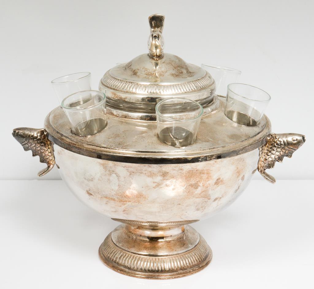 Silver-Plate Fish Motif Caviar & Vodka Server (1 of 8)