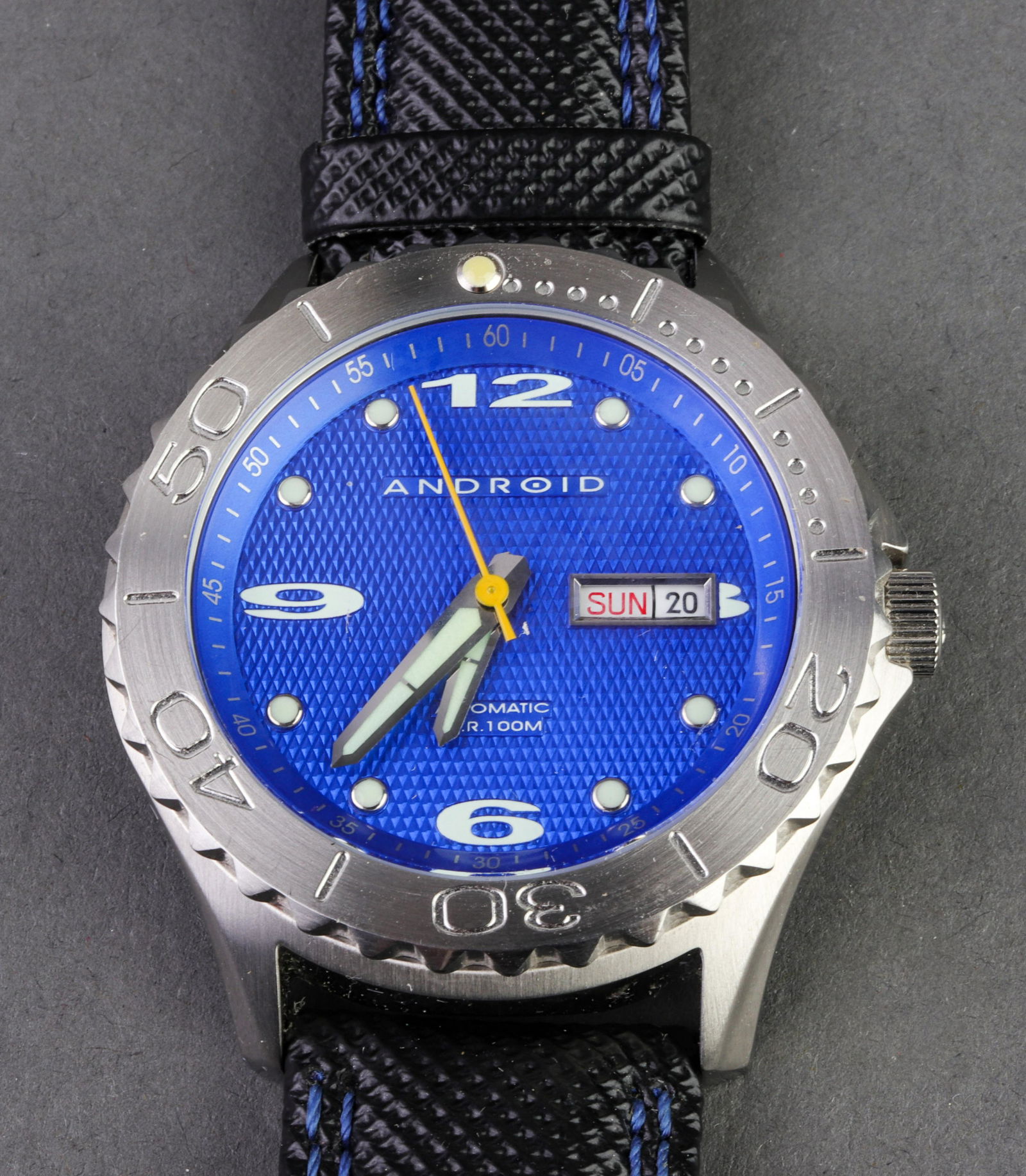 Android AD321 Stainless Steel Automatic Watch (1 of 5)