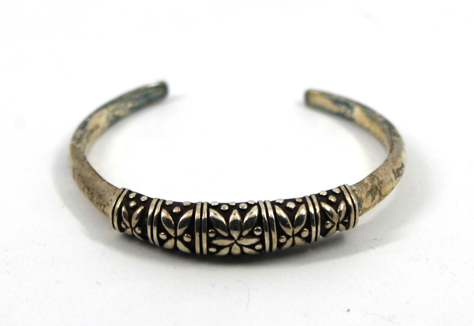 Sterling Silver Cuff Bracelet W Floral Motif (1 of 6)