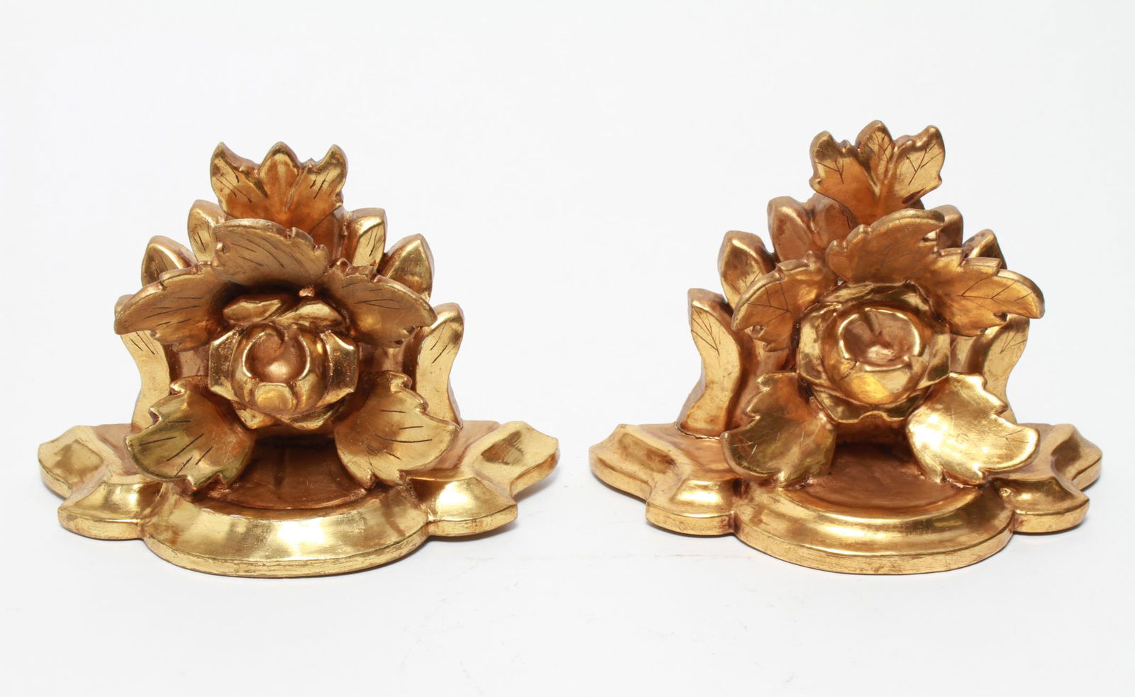 Italian Rococo Manner Giltwood Wall Brackets, Pair (1 of 7)