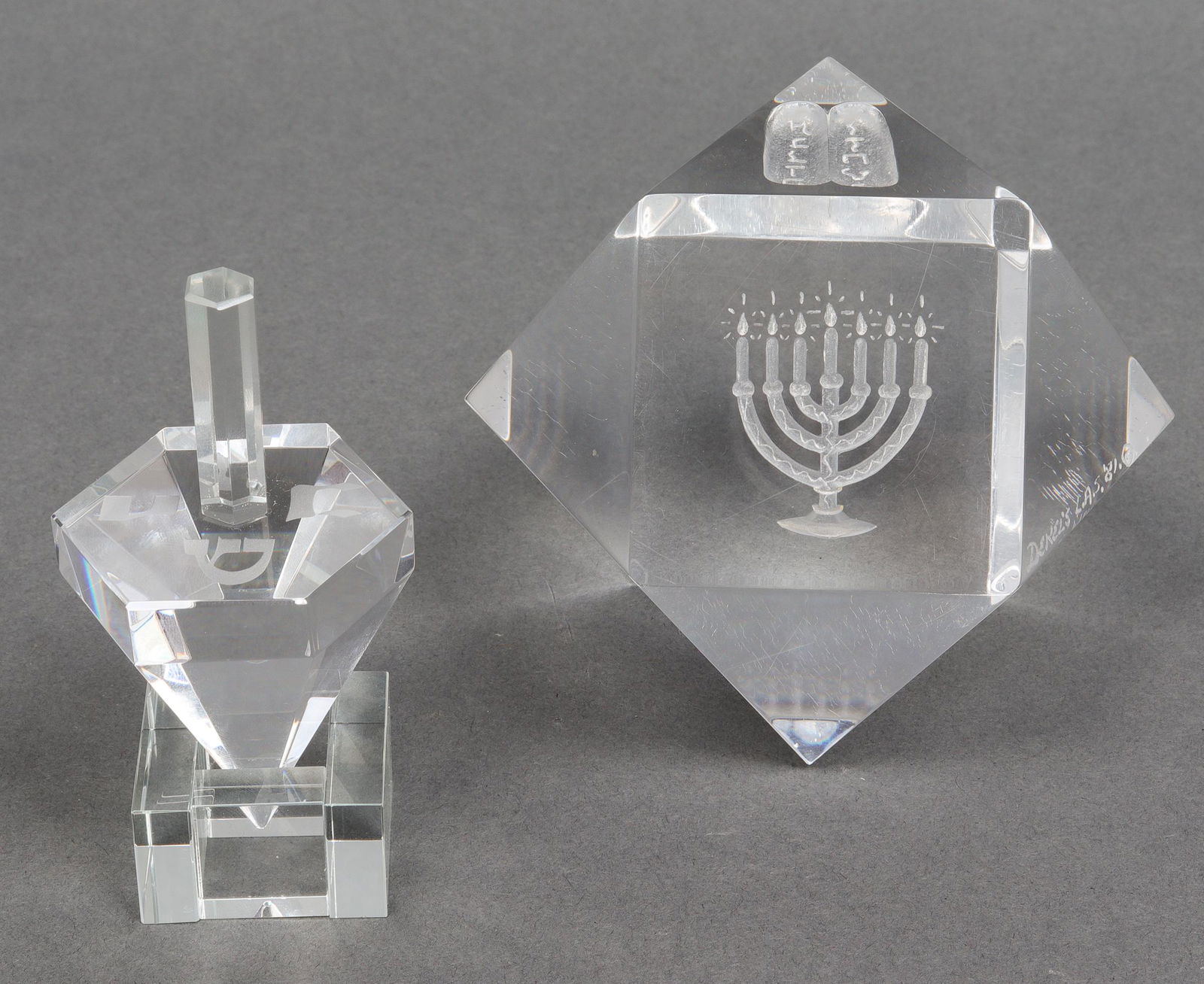 Judaica Crystal Dreidel & Lucite Paperweight, 2 (1 of 6)