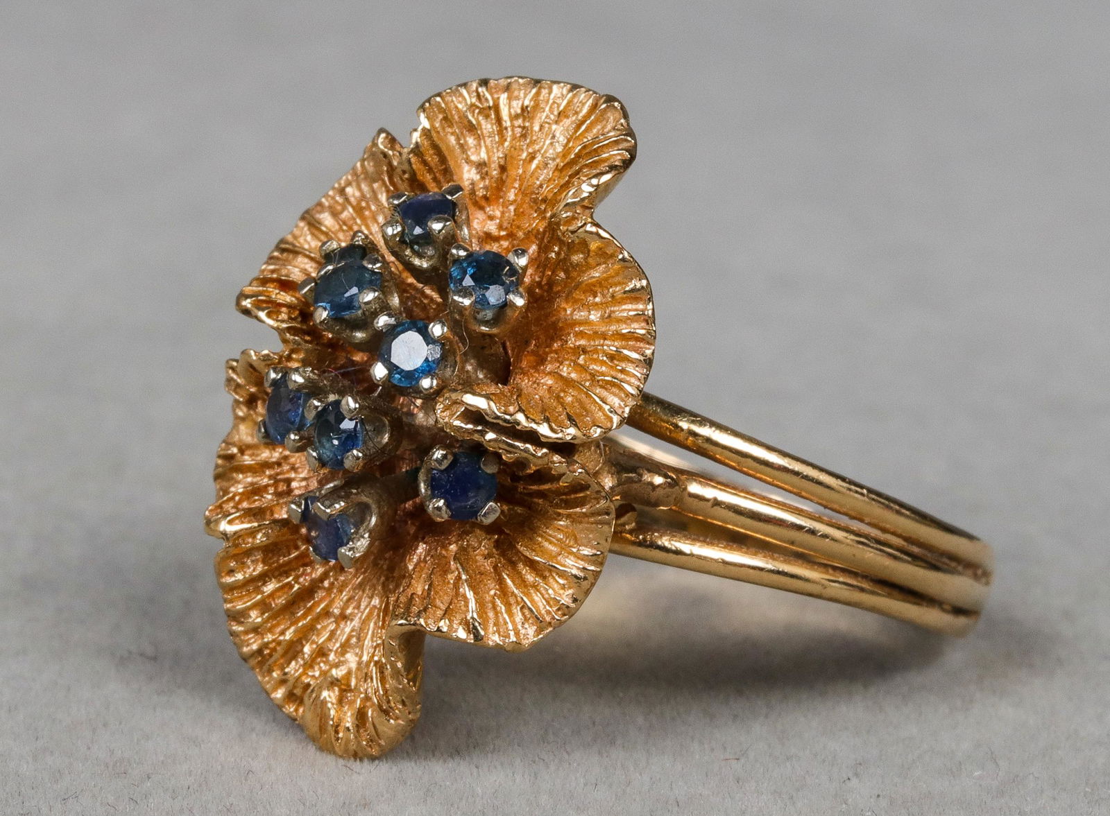 Vintage 14K Yellow Gold Topaz Floral Motif Ring (1 of 5)