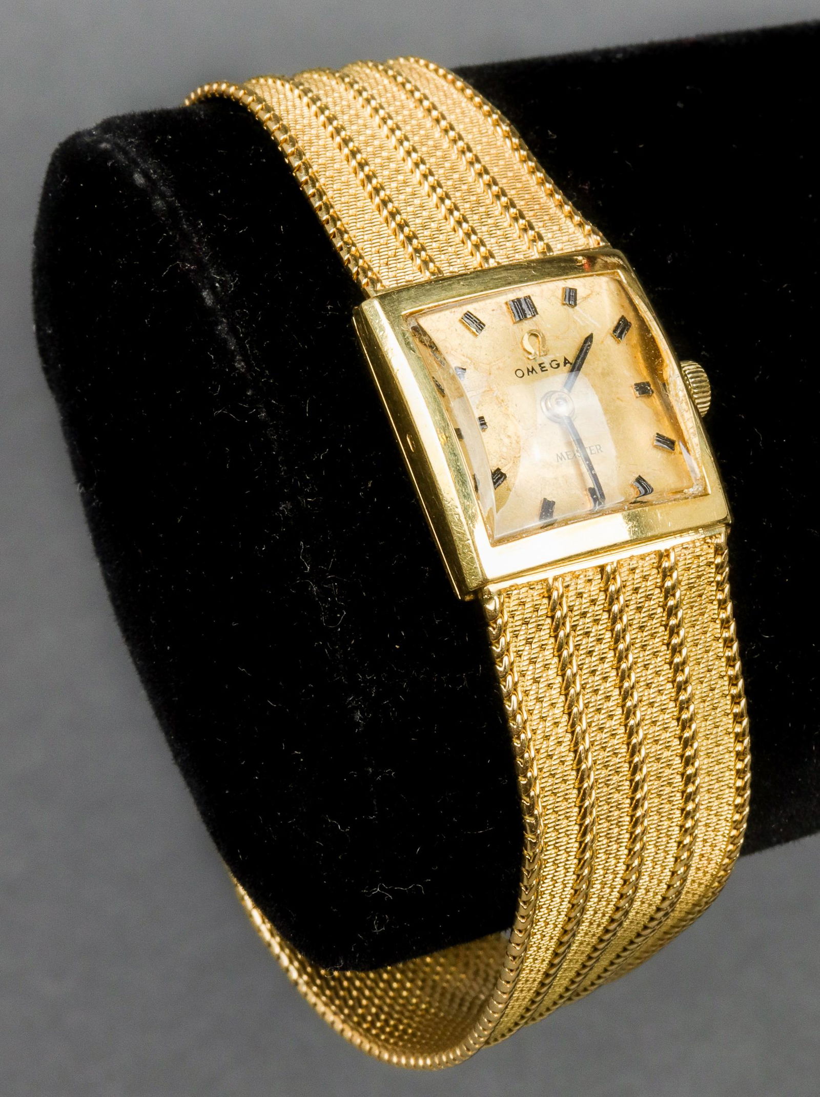 Vintage Omega 18K Yellow Gold Lady's Wrist Watch (1 of 4)