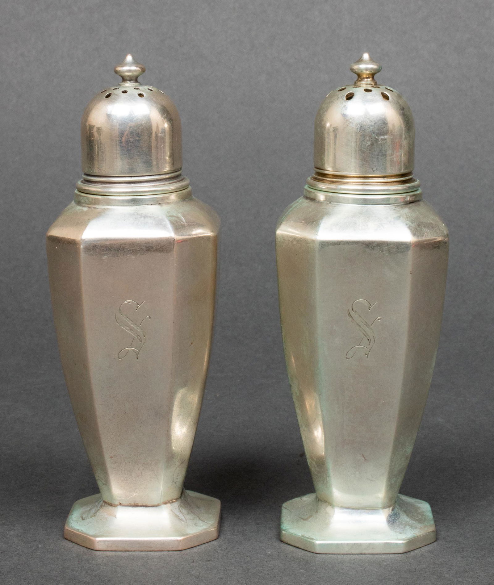 Gorham Sterling Silver Salt & Pepper Shakers, Pr (1 of 7)