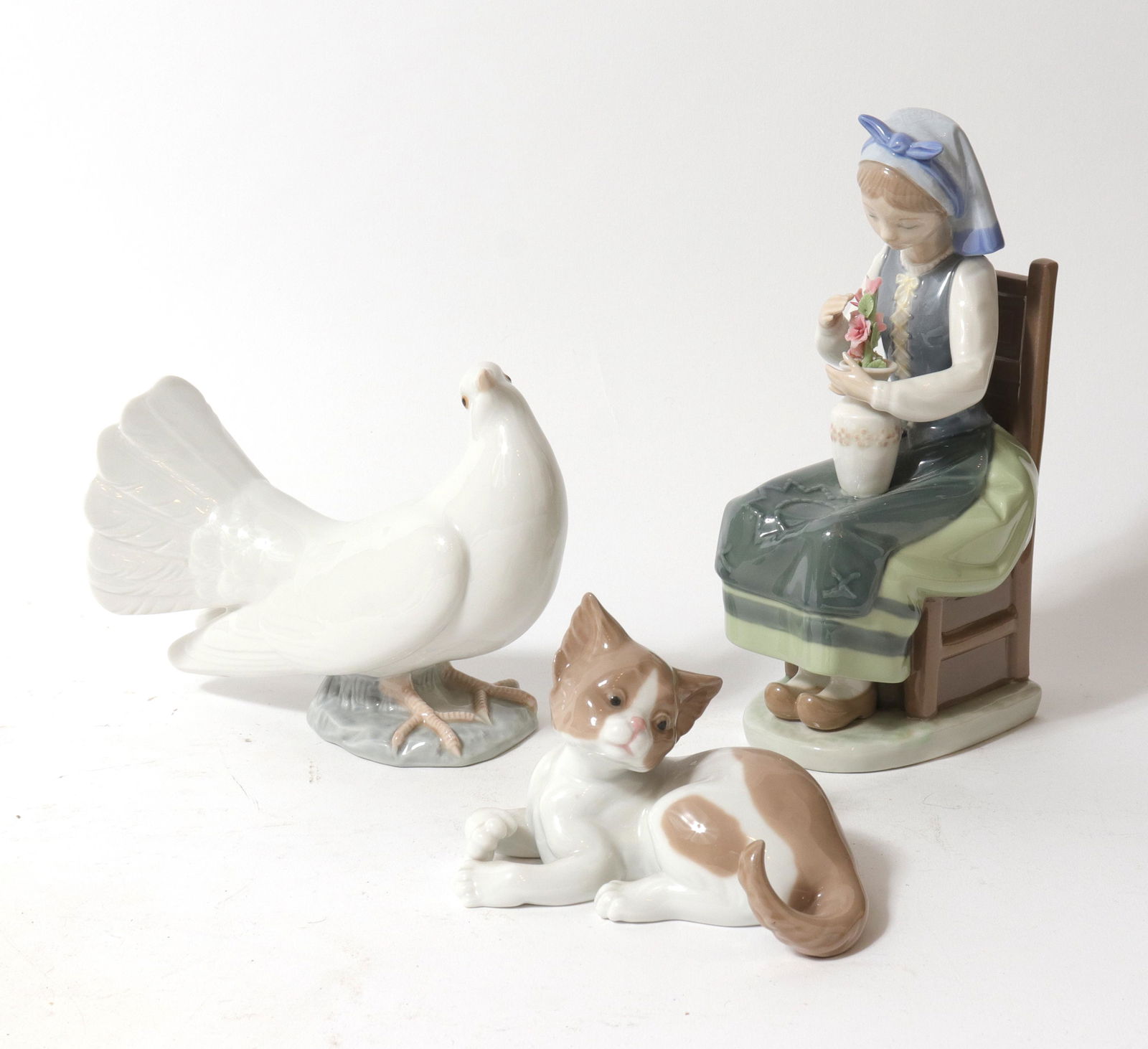 Lladro Porcelain Figurines, 3 Pieces (1 of 5)