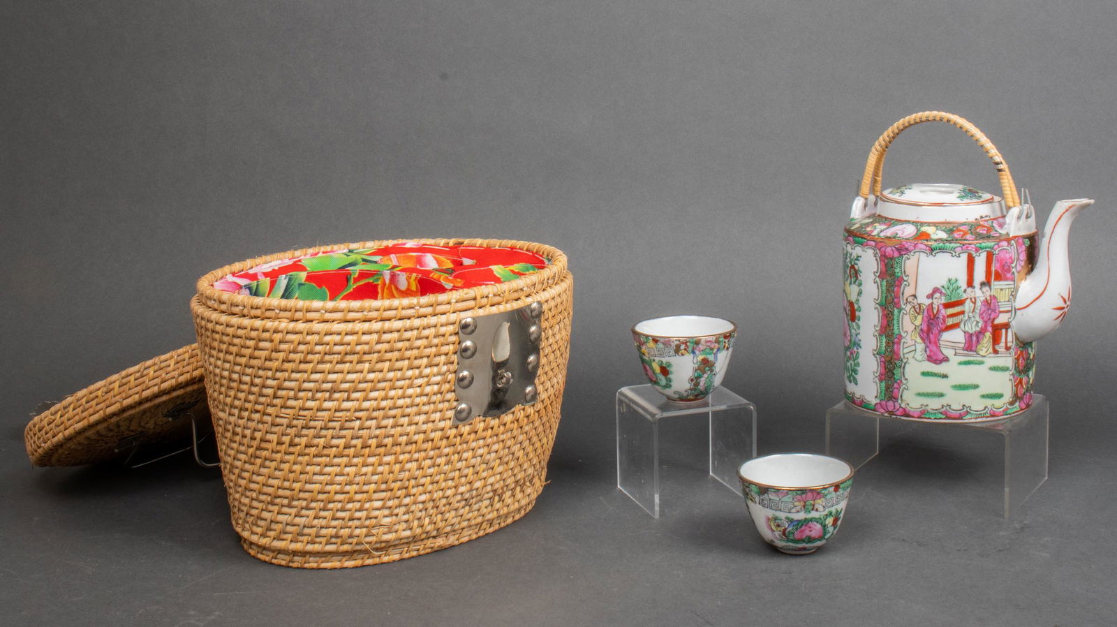 Chinese Traveling Tea Basket W Porcelain Service (1 of 9)