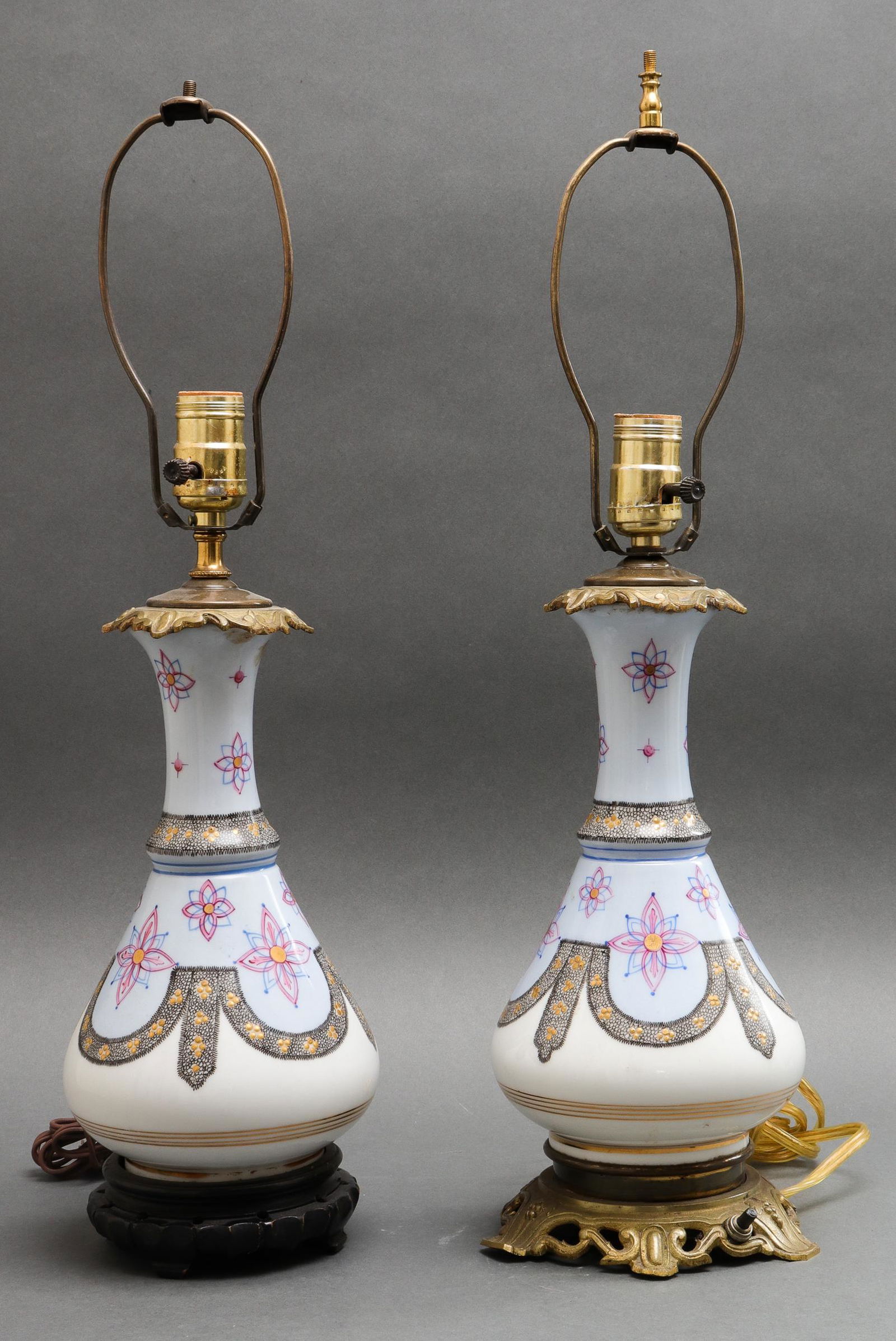 Victorian Hand Painted Milk Glass Table Lamps, Pr (1 of 9)
