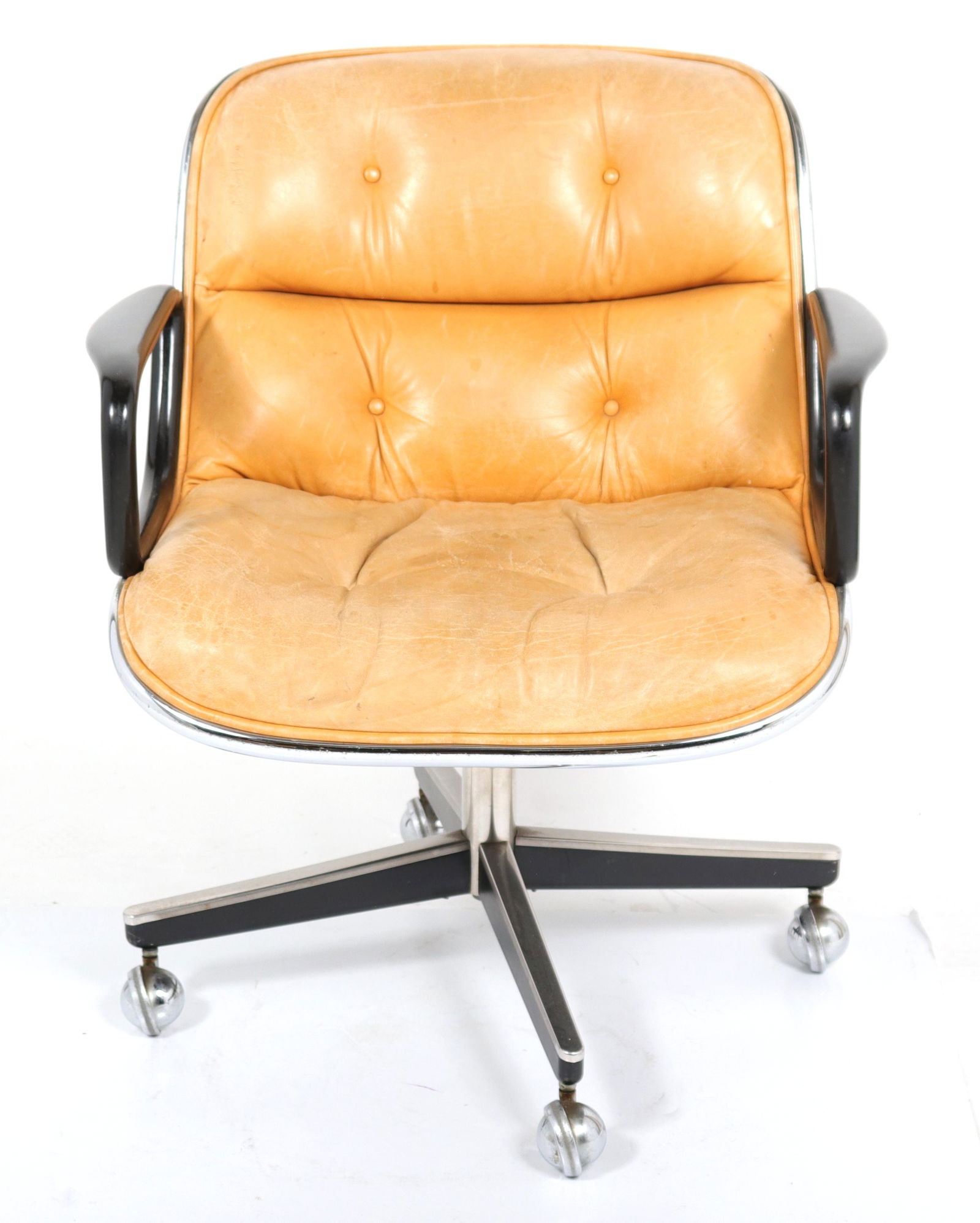 Charles Pollock for Knoll Executive Arm Chair (1 of 5)