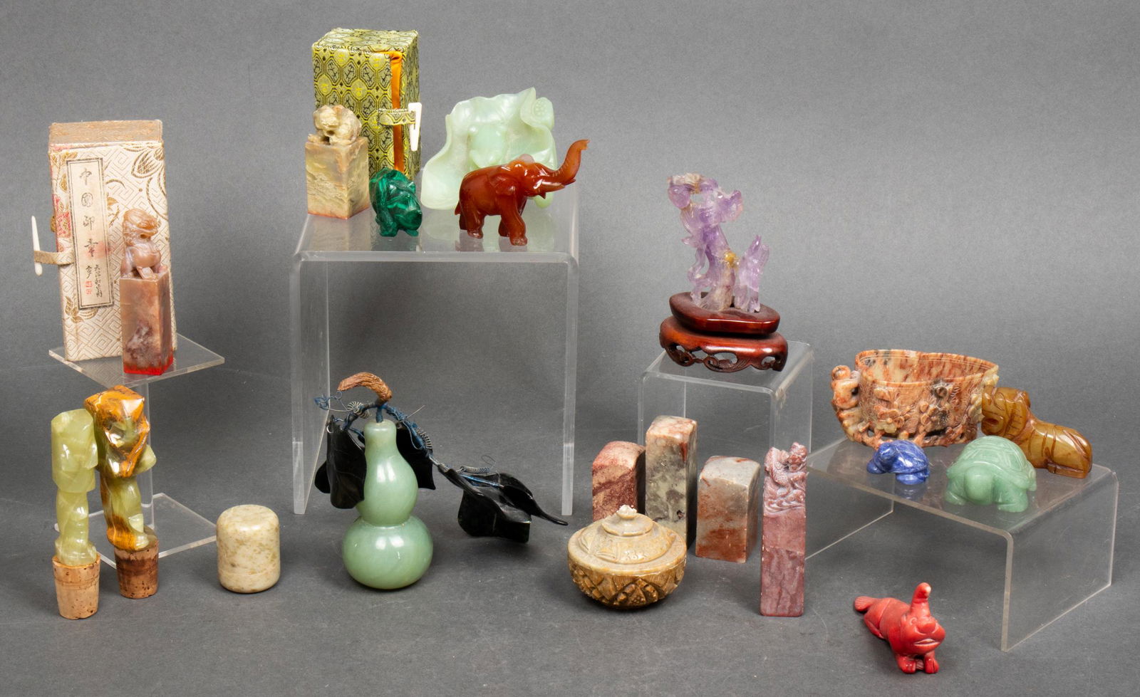 Large Assortment of Asian Hardstone Articles, 20 (1 of 17)