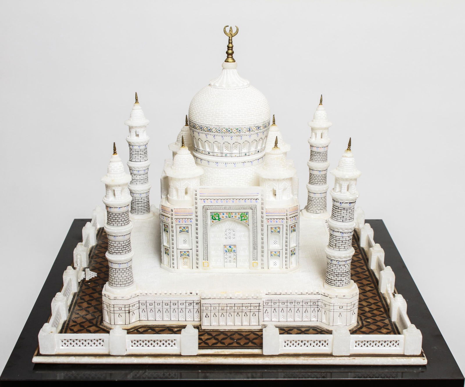 Indian Taj Mahal Hand-Painted Alabaster Model (1 of 17)