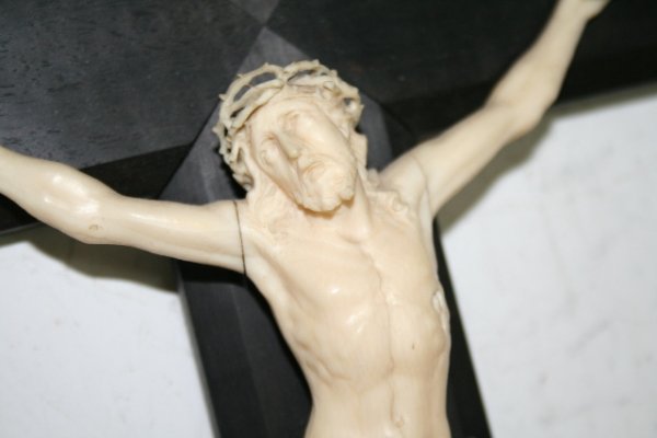 19th-C Austrian Crucifix w/Ivory Corpus Christi - 7