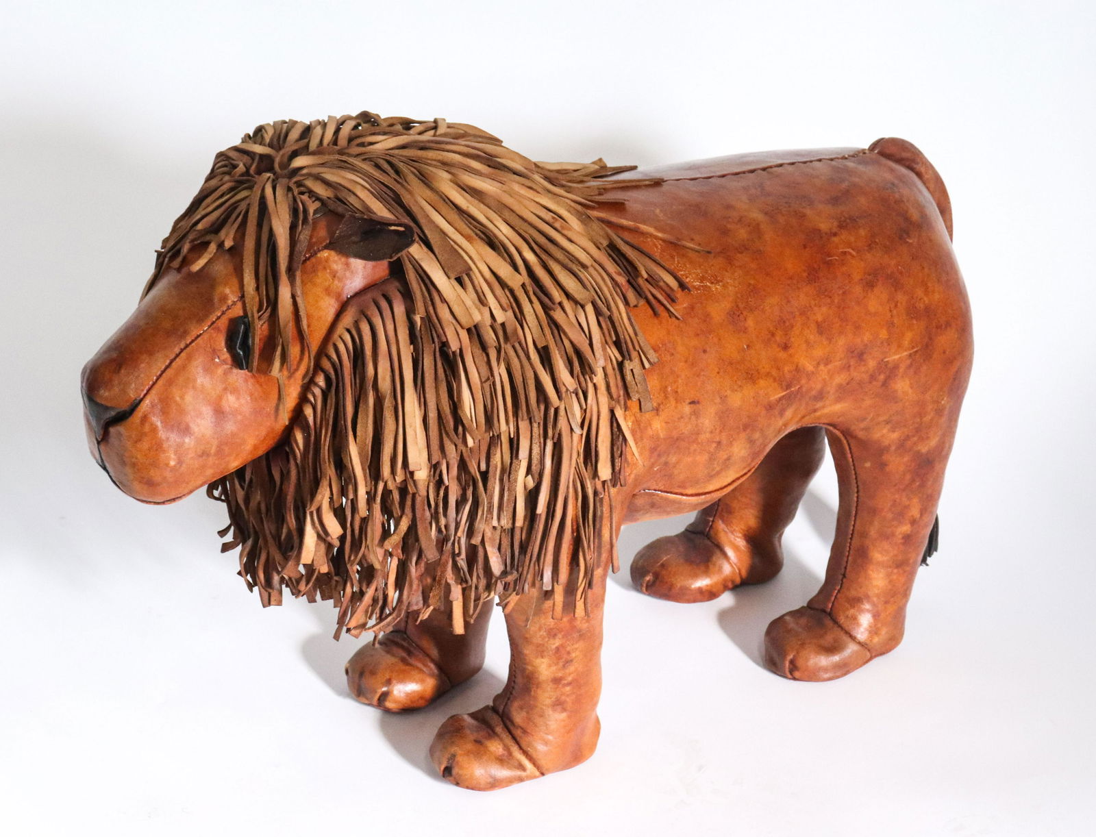 Omersa Abercrombie Fitch Lion Footstool ottoman