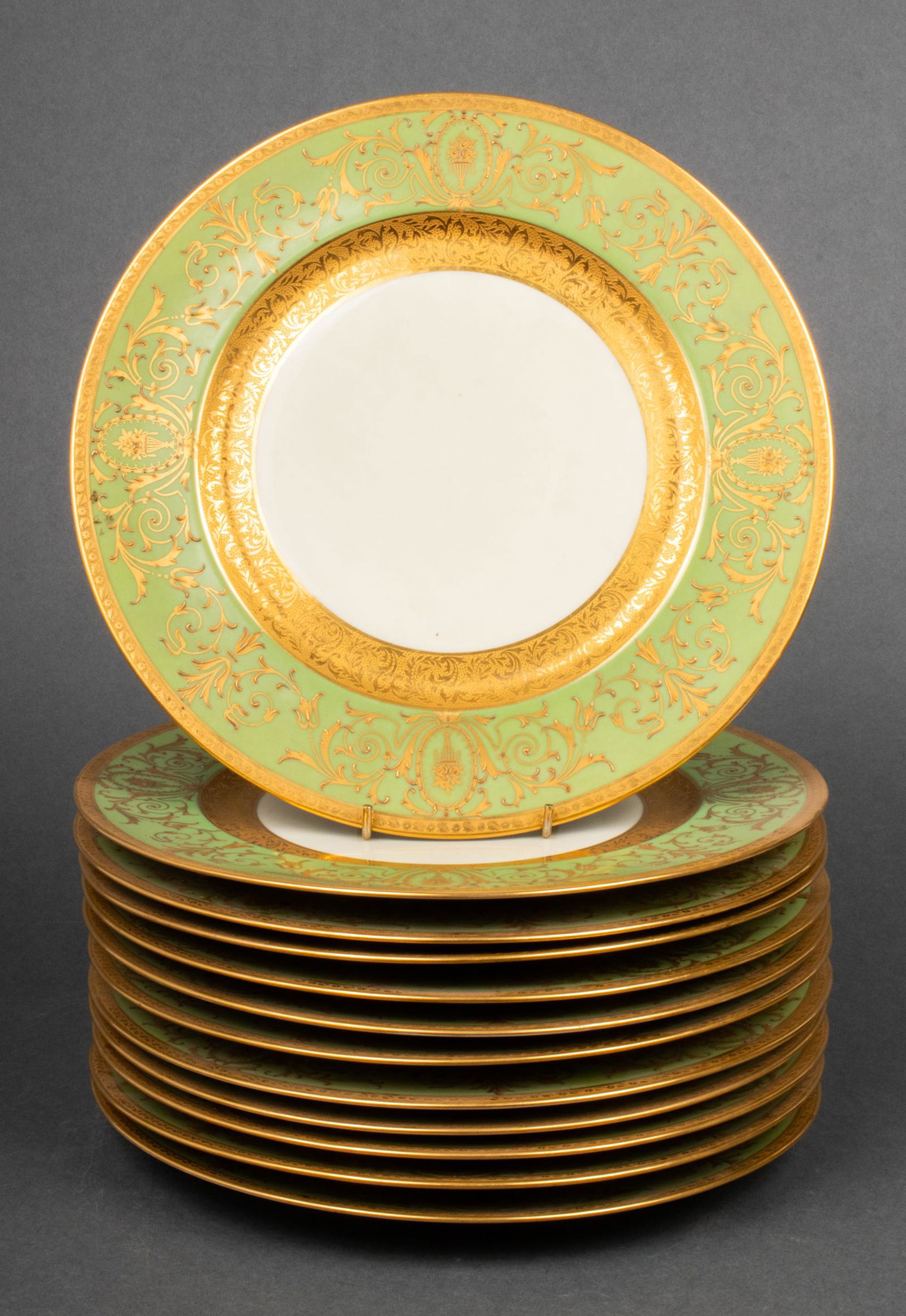 Heinrich Selb Gilt Decorated Porcelain Plates, 12 (1 of 14)