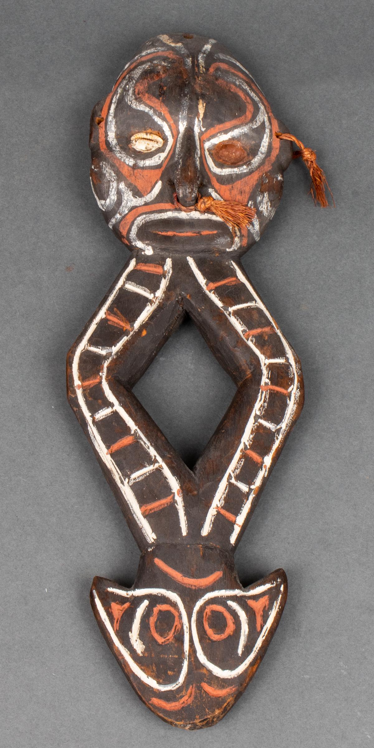 Papua New Guinea Sepik Figural Suspension Hook (1 of 6)