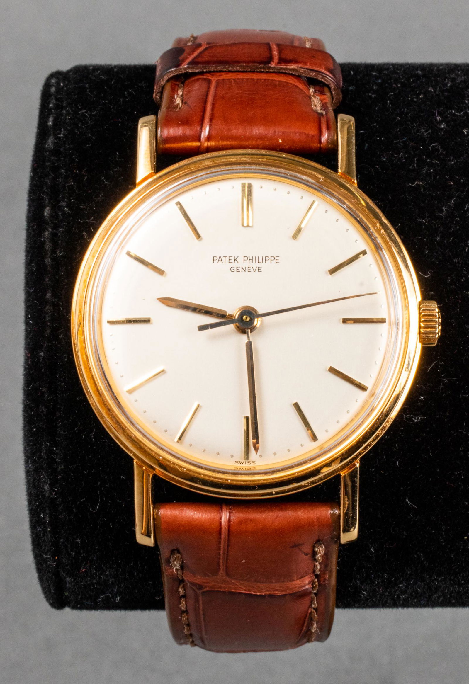 Vintage 18K Patek Philippe Geneve Calatrava Watch (1 of 14)