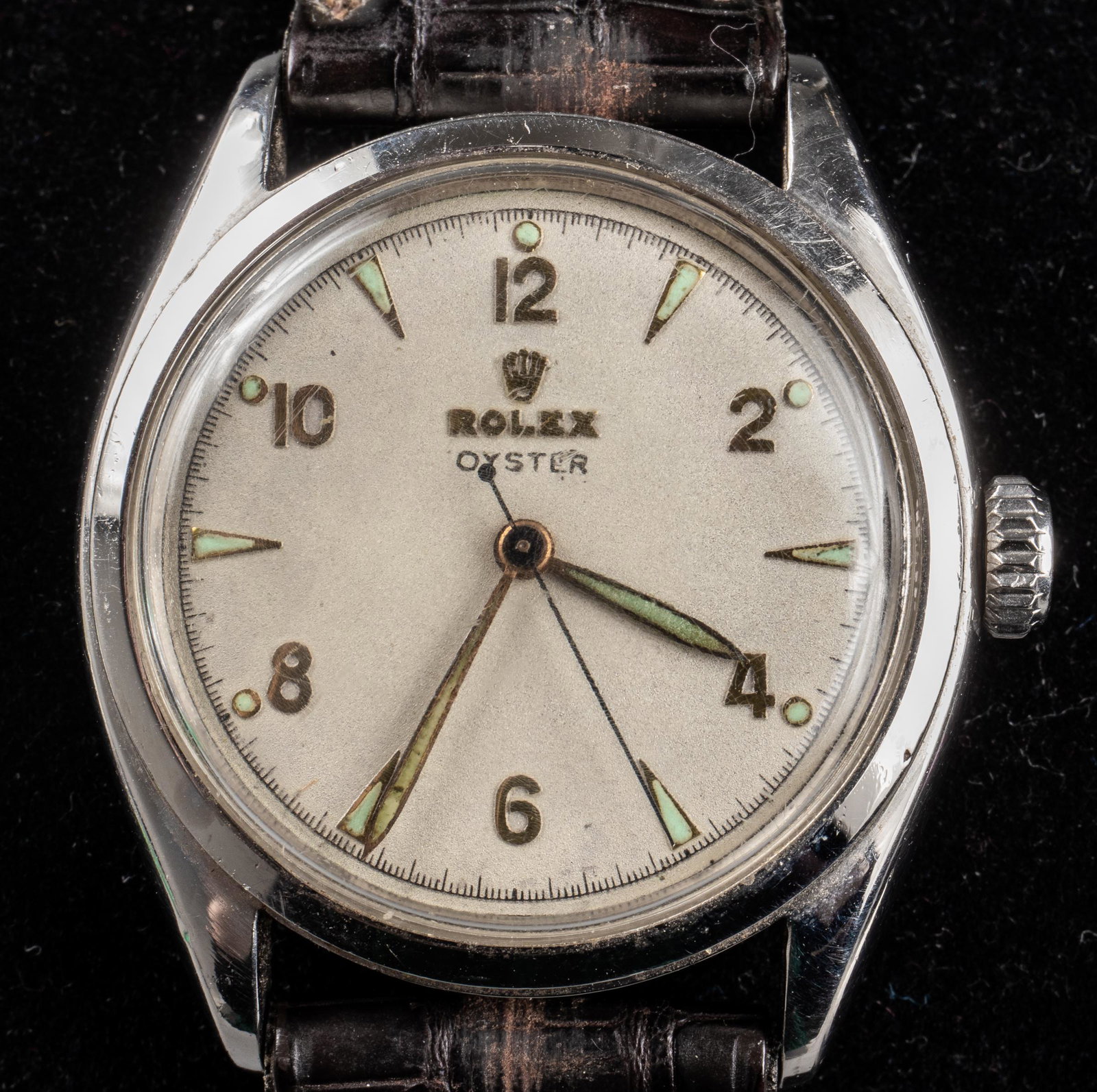 Vintage Rolex Stainless Steel Oyster Watch (1 of 8)