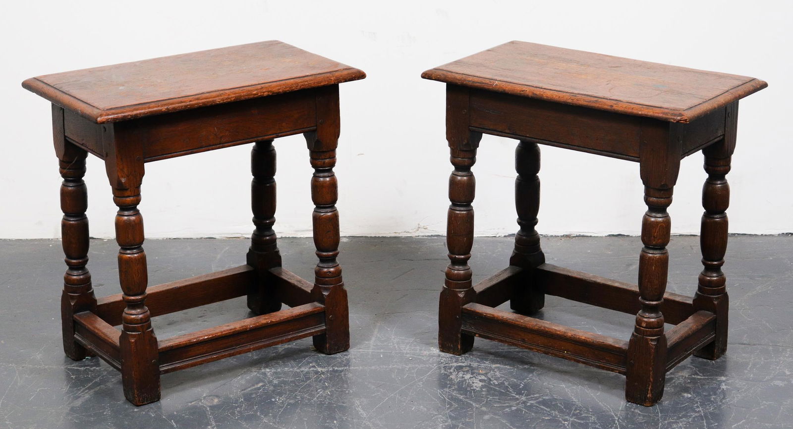 English Oak Turned Baluster Leg End Tables, Pair (1 of 8)