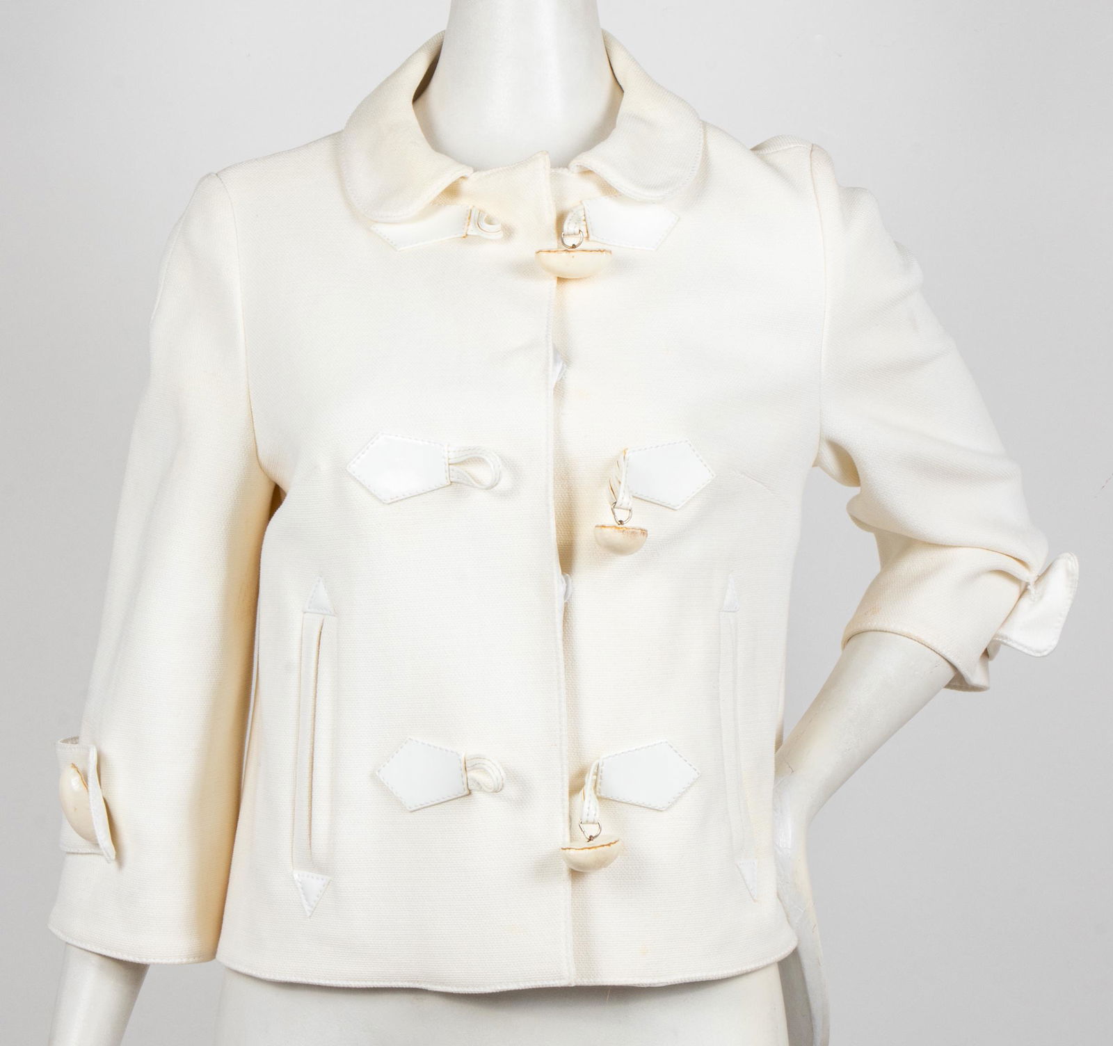Andrew Gn Designer Cropped Toggle Coat (1 of 8)