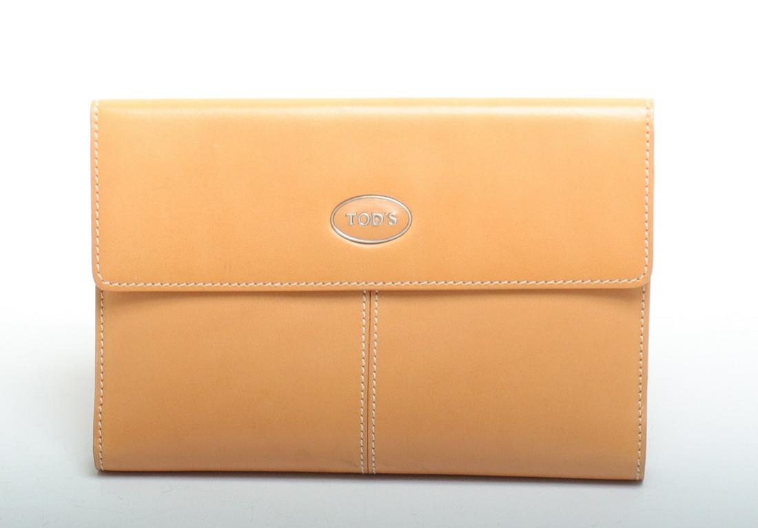 Tod's Designer Tan Leather Wallet (1 of 5)