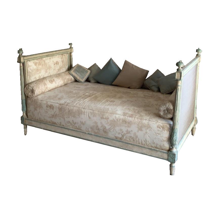 Swedish Neoclassical Style Paint Decorated Daybed (1 of 4)