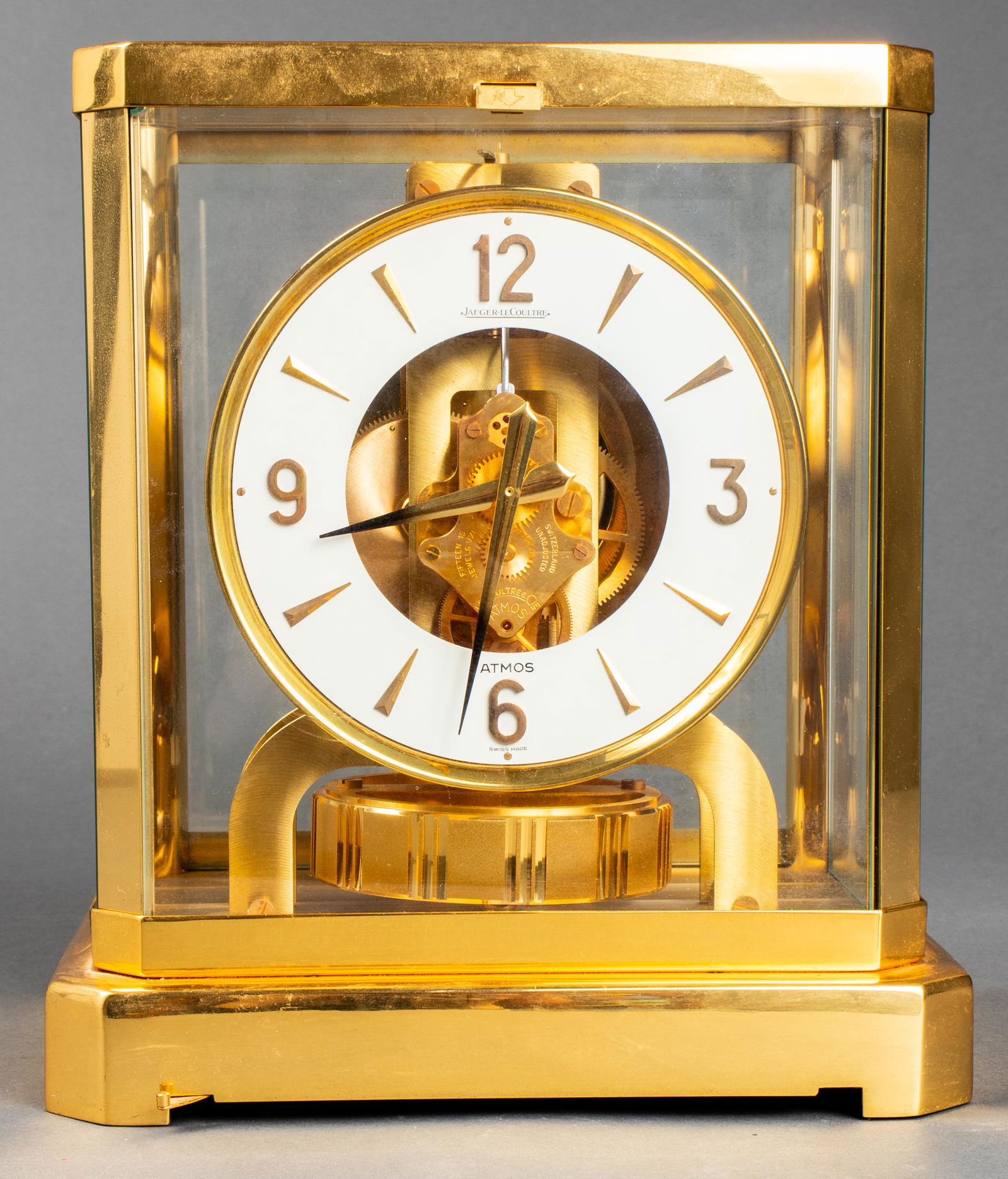 Le Coultre Atmos Perpetual Motion Clock (1 of 11)
