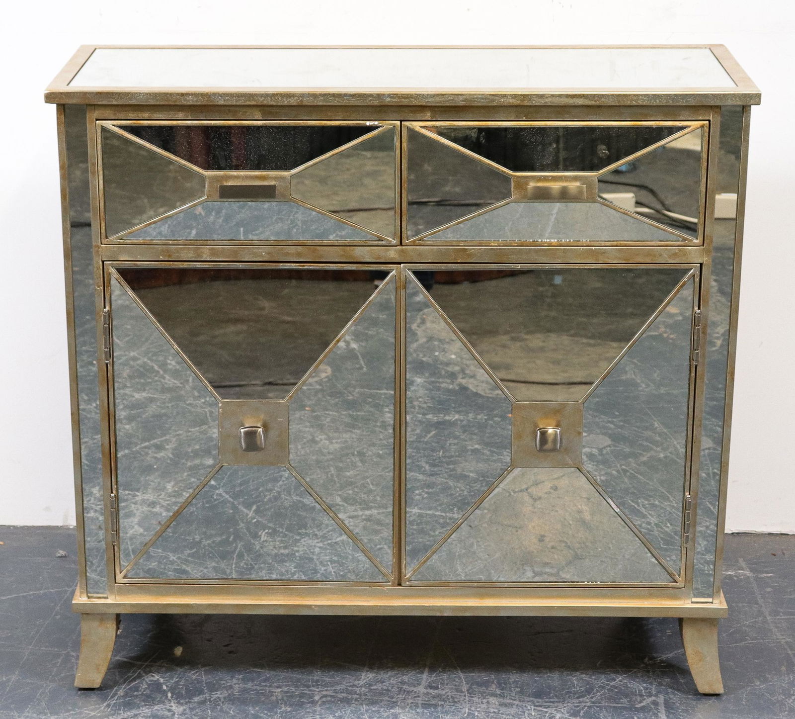 Hollywood Regency Style Mirrored Cabinet (1 of 6)