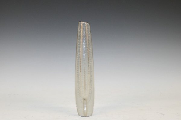 Nuutarjavi Notsjo Serpentini Crystal Vase: Free-blown clear crystal cylinder vase with spike-mold controlled bubbles. Known as Serpentine or Serpentini, this design is attributed to Gunnel Gustafsson Nyman (1904-1948). Manufactured at Nuutarja