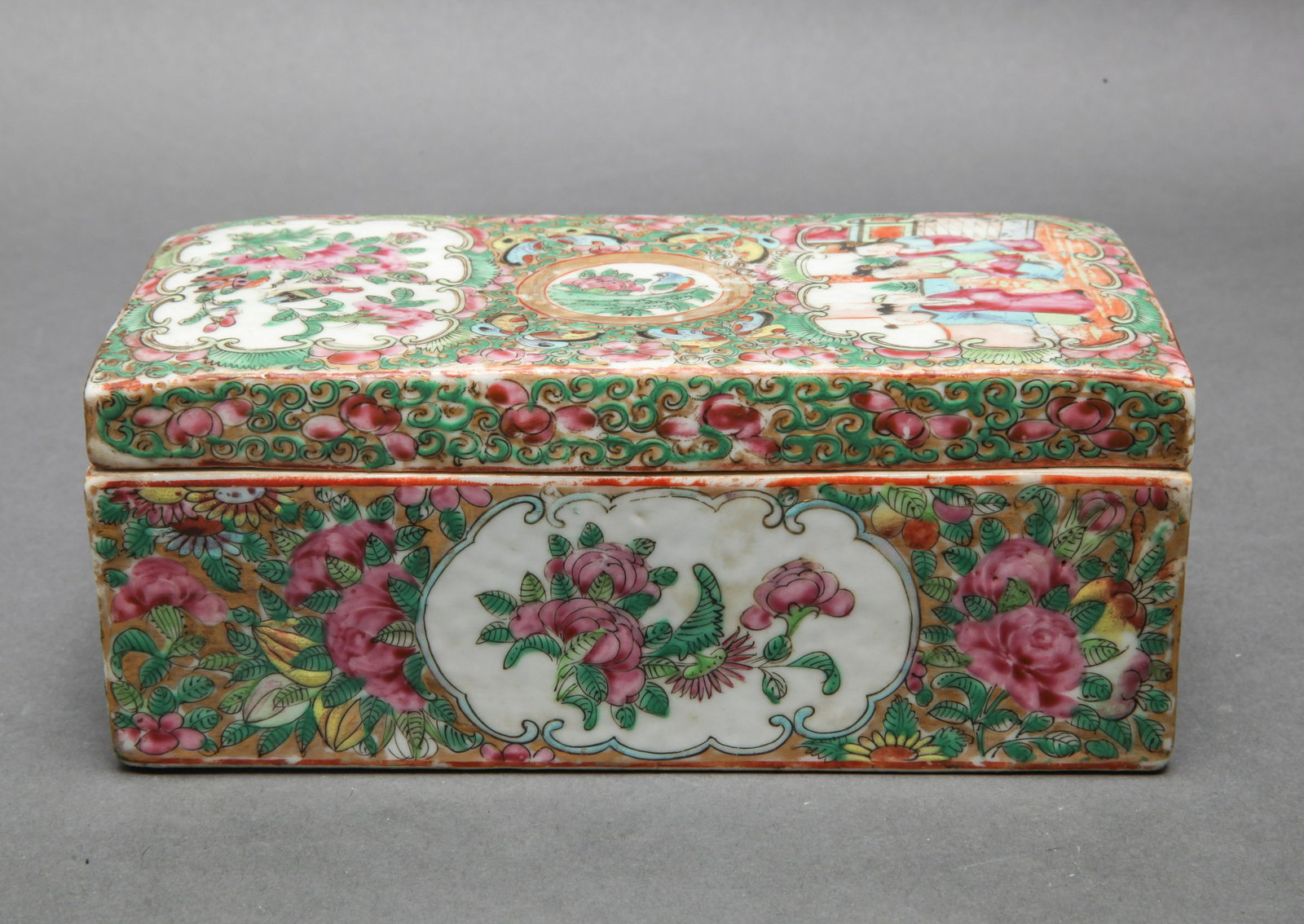 Chinese Rose Medallion Pen & Brush Box, 19th C. (1 of 6)