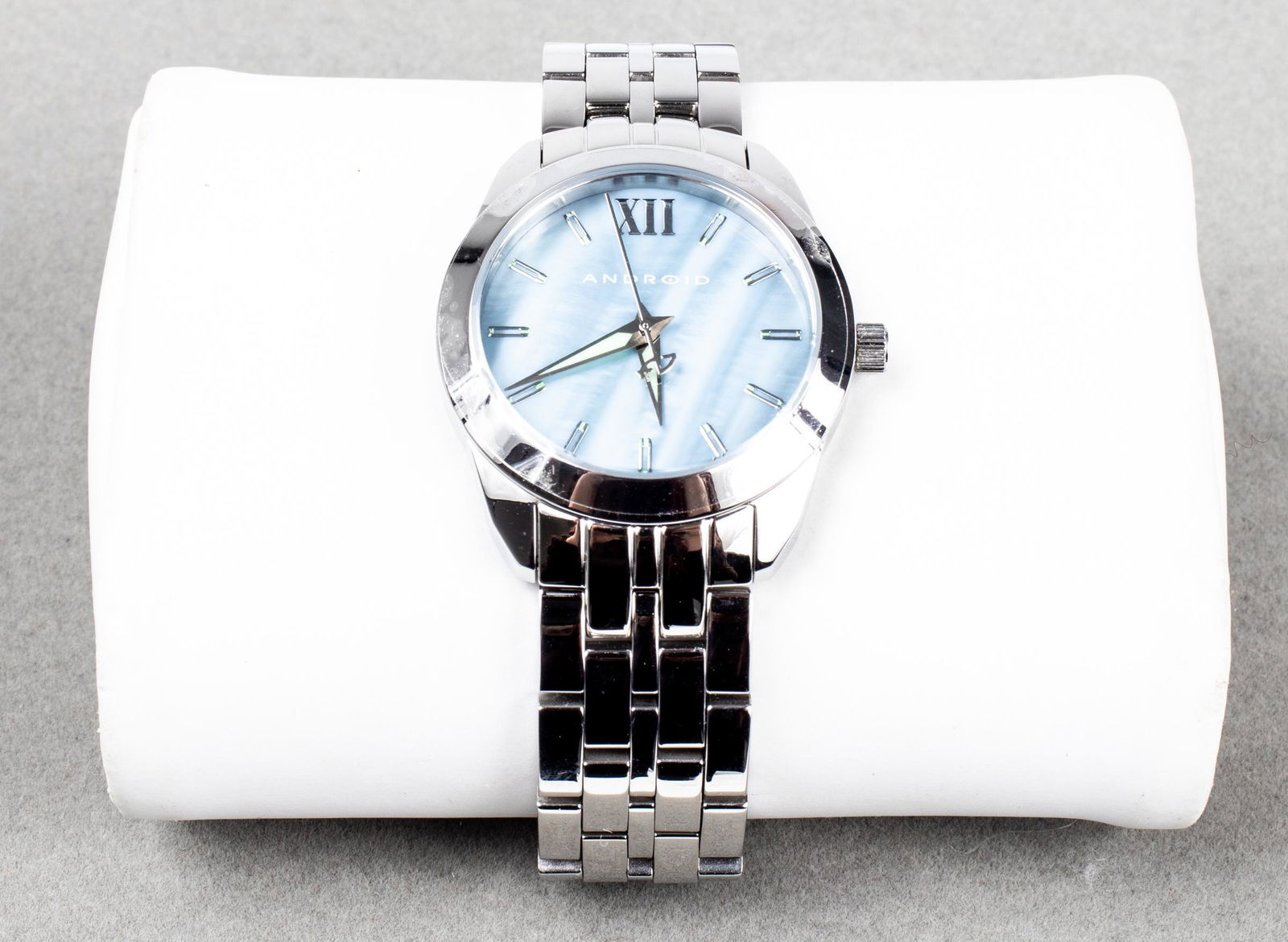 Android Blue Mother-of-Pearl Automatic Wristwatch (1 of 5)