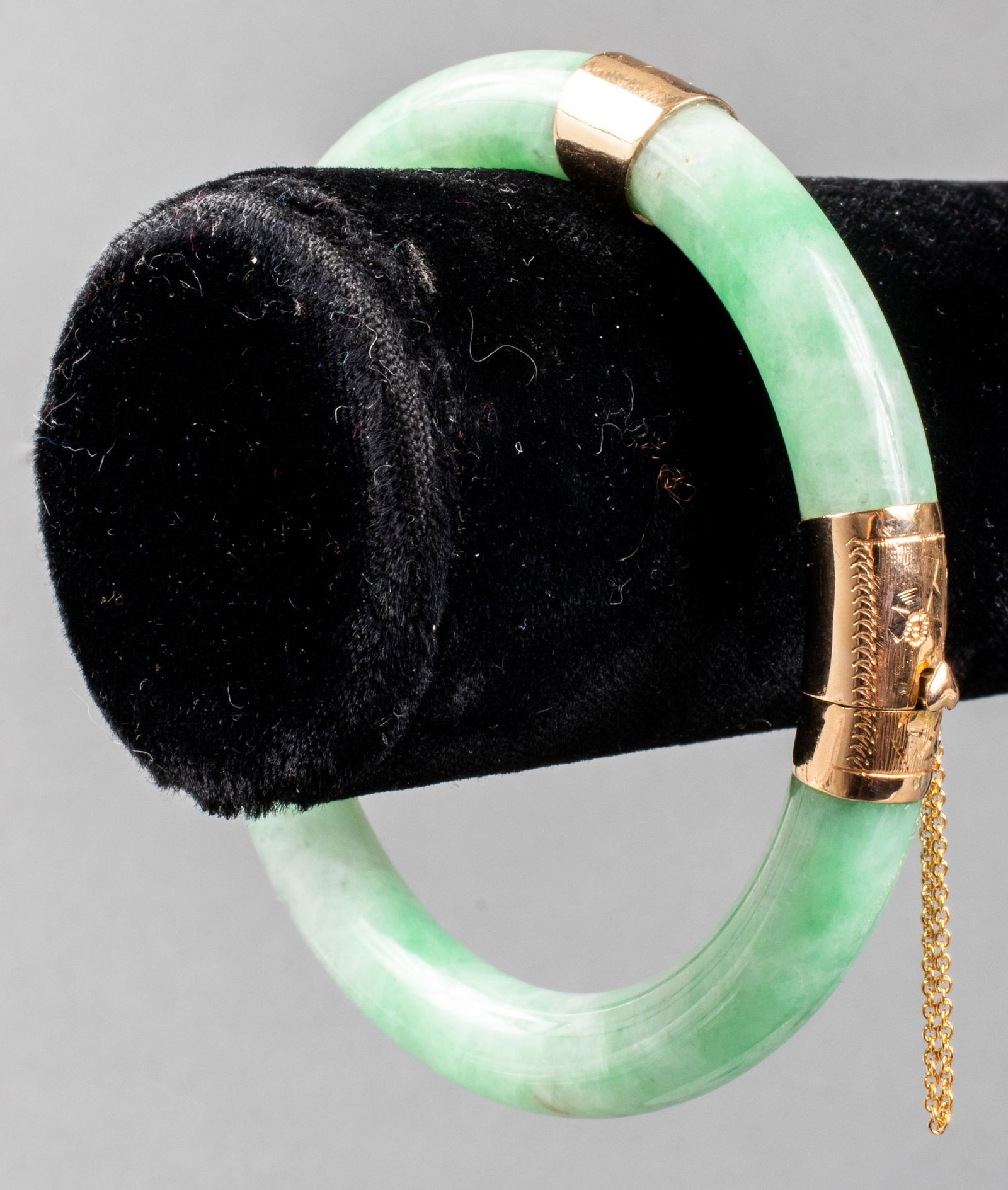 14K Yellow Gold & Jade Hinged Bangle Bracelet (1 of 8)