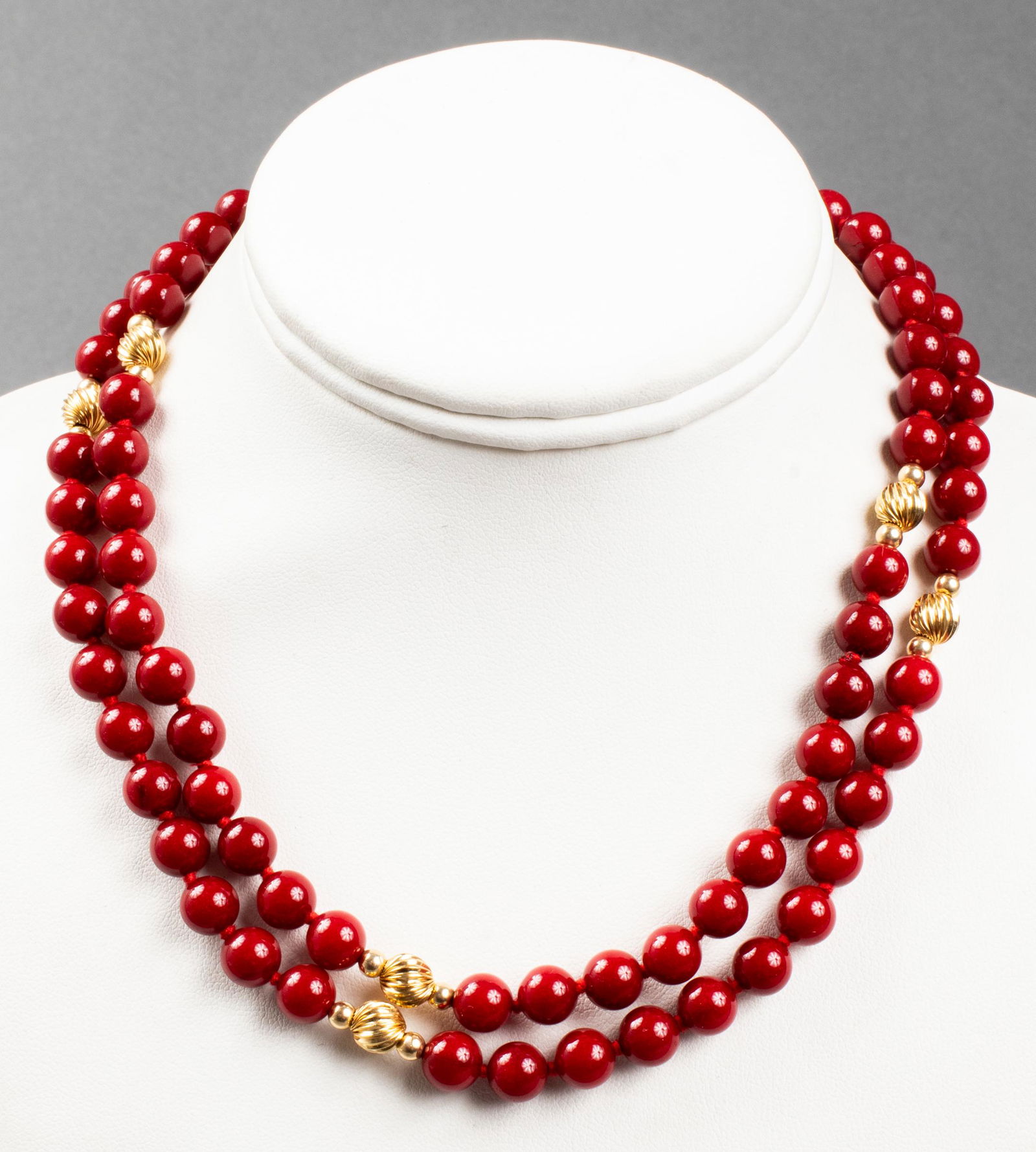 Vintage 14K Yellow Gold & Red Agate Bead Necklace (1 of 4)