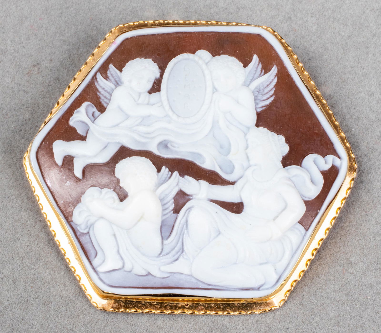 18K Yellow Gold Cameo Brooch / Pin / Pendant (1 of 7)