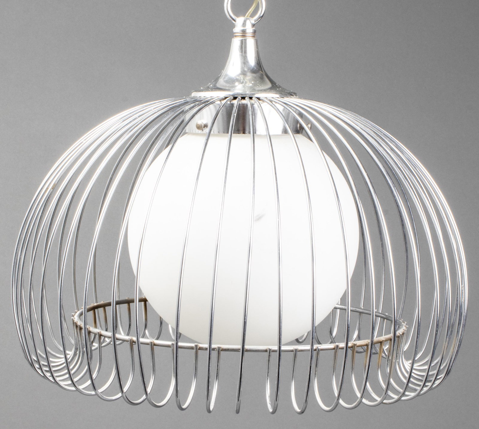 Modern Wire Pendant Chandelier: Modern silver-tone wire pendant light chandelier with globe shade at center. 13" H x 15" diameter.