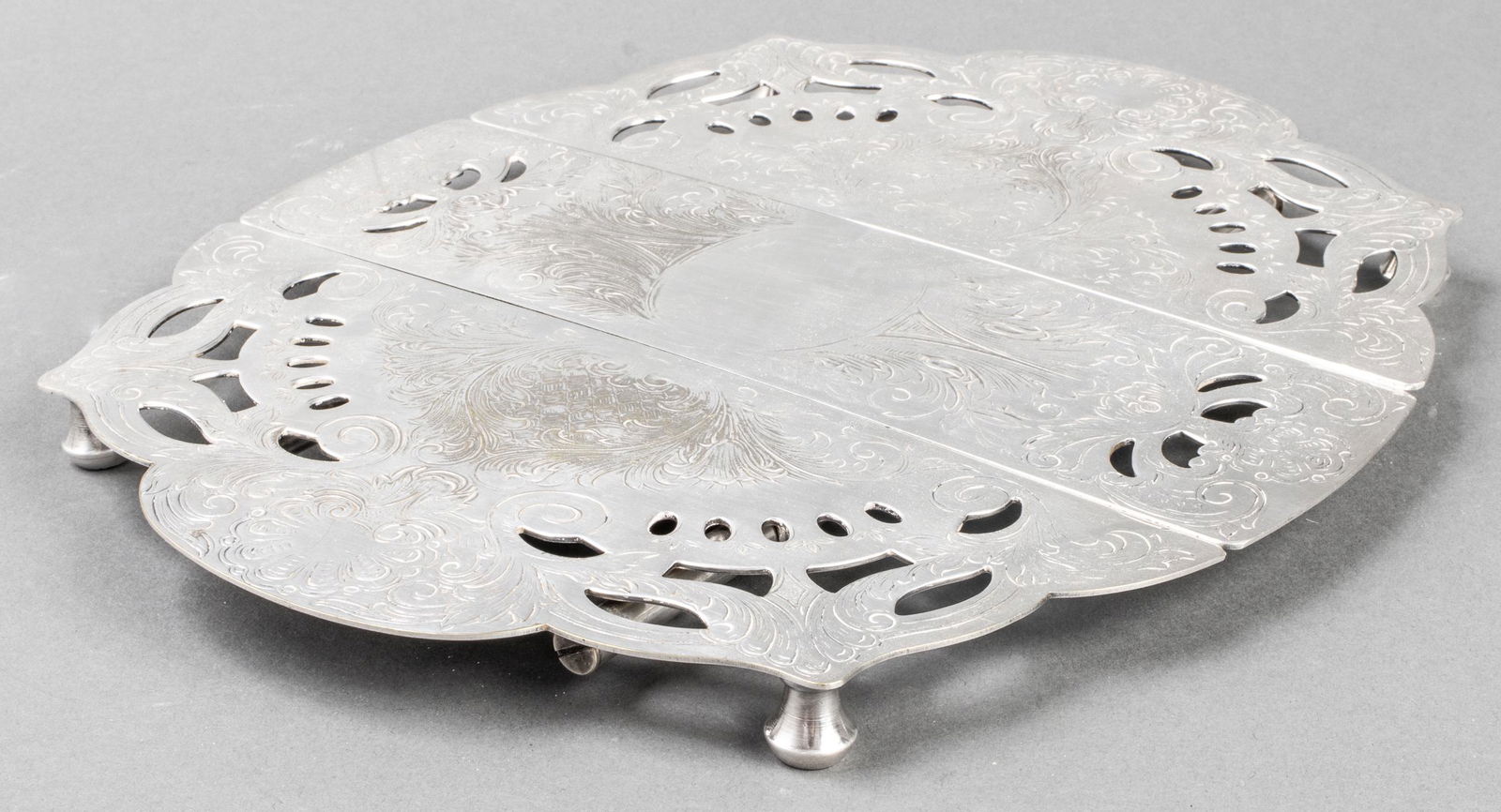 Forbes Silver Co. Silverplate Expandable Trivet (1 of 6)