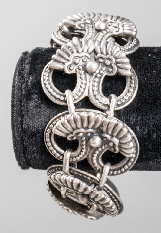 Margot De Taxco Silver Ornate Link Bracelet (1 of 5)