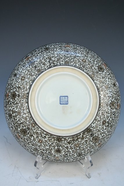 Chinese Porcelain Polychrome Dish 20th C. - 8