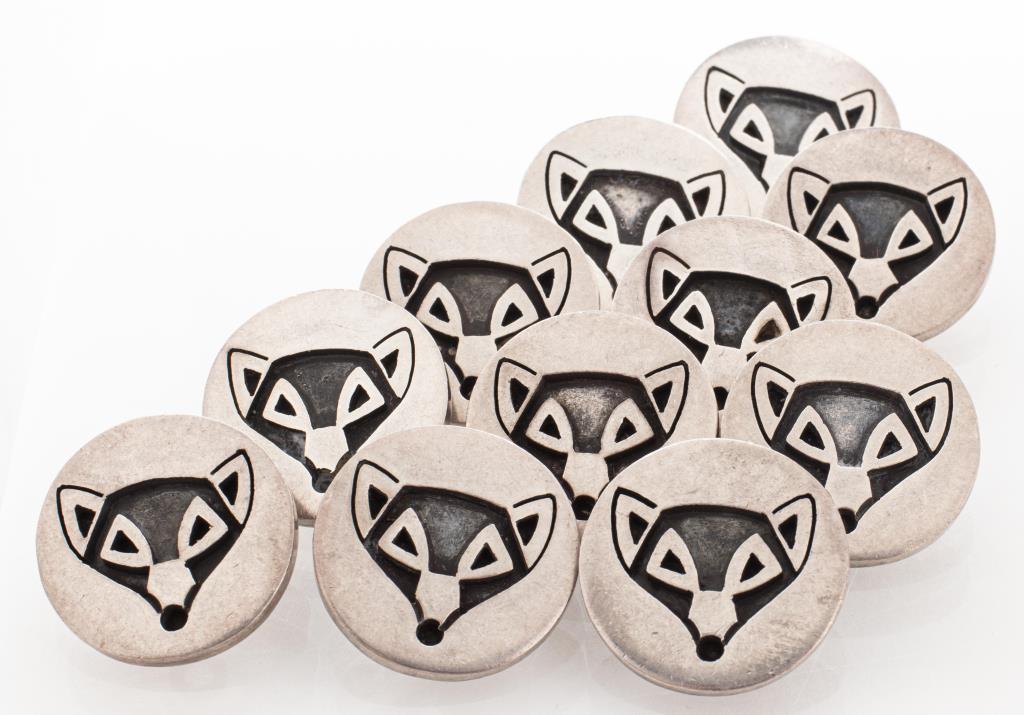 Antonio Pineda Taxco Mexican Silver Fox Buttons 15 (1 of 12)