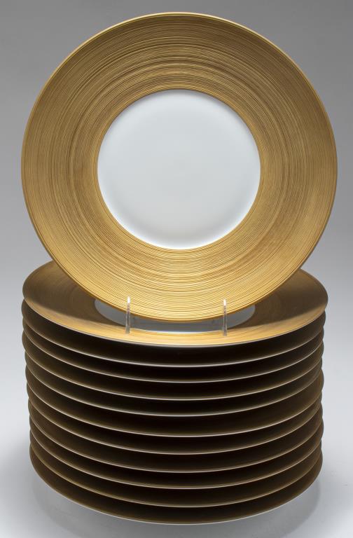 JL Coquet Limoges Porcelain Presentation Plates 12 (1 of 5)