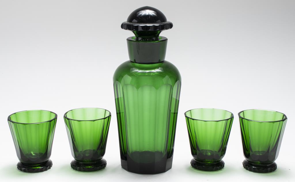 Green Glass Decanter & Cordial Set, 5 Pieces (1 of 4)