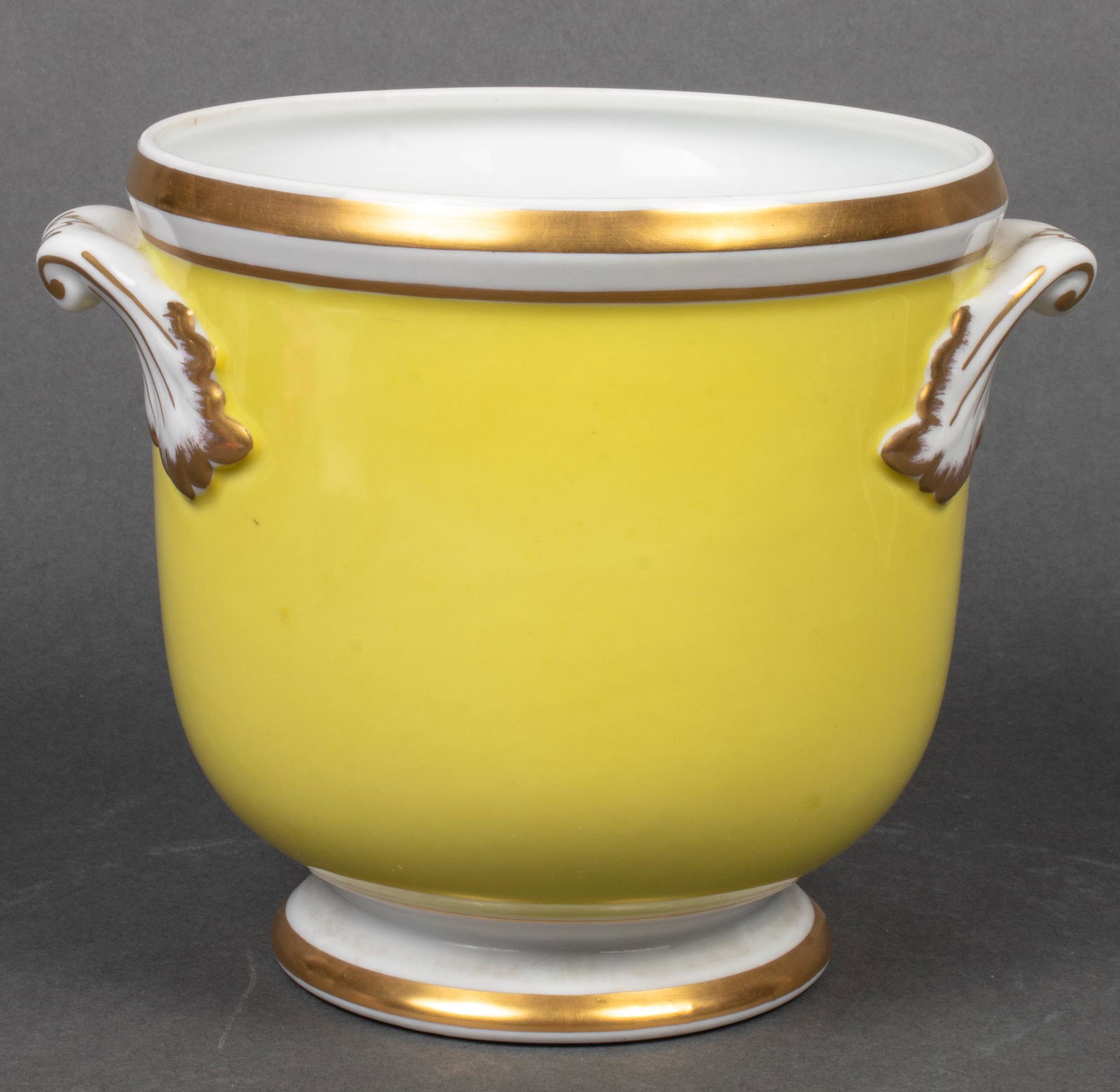 Vista Alegre For Mottahedeh Porcelain Cooler (1 of 7)