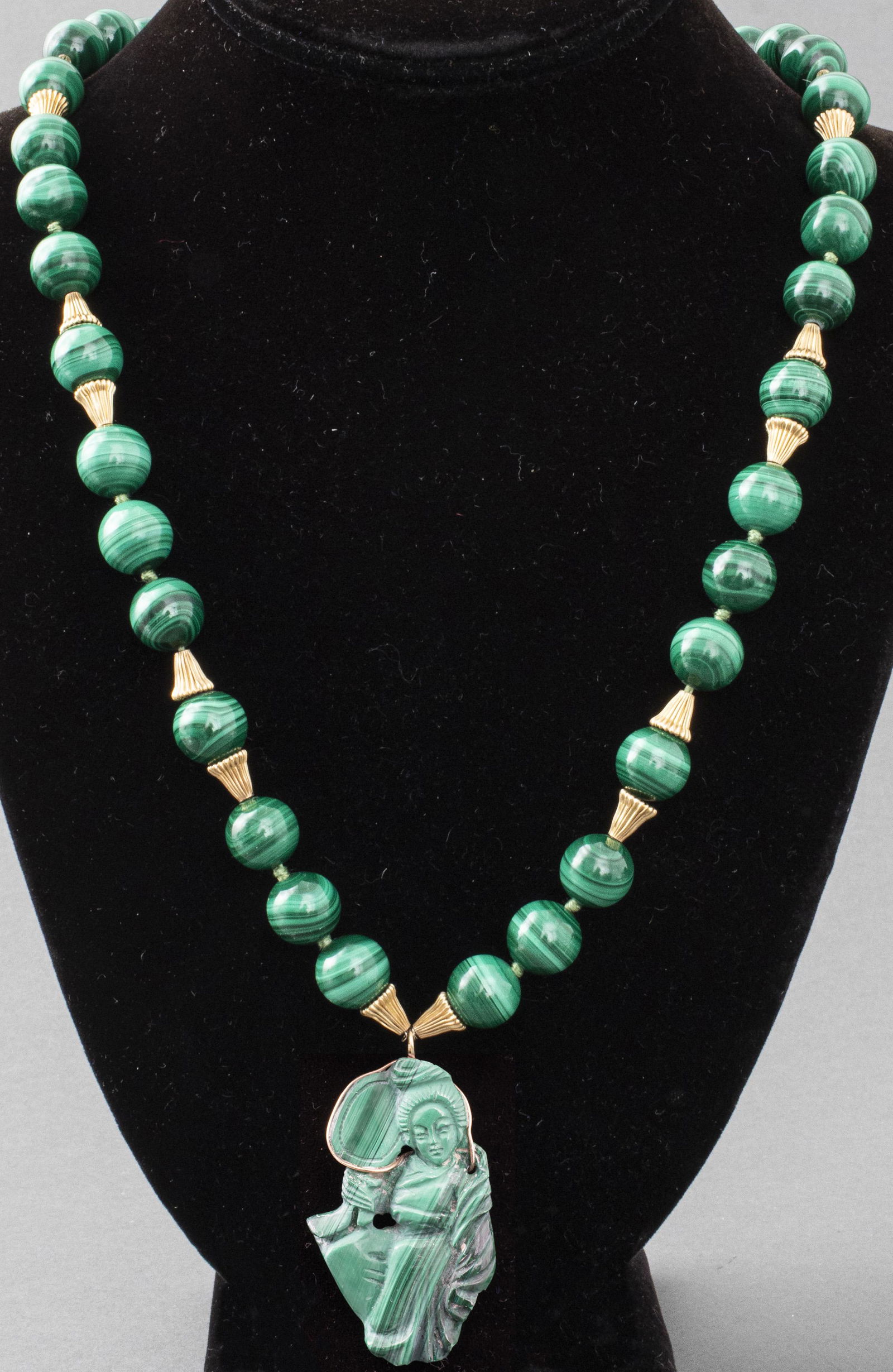 Asian Malachite Beaded & Pendant Necklace (1 of 6)