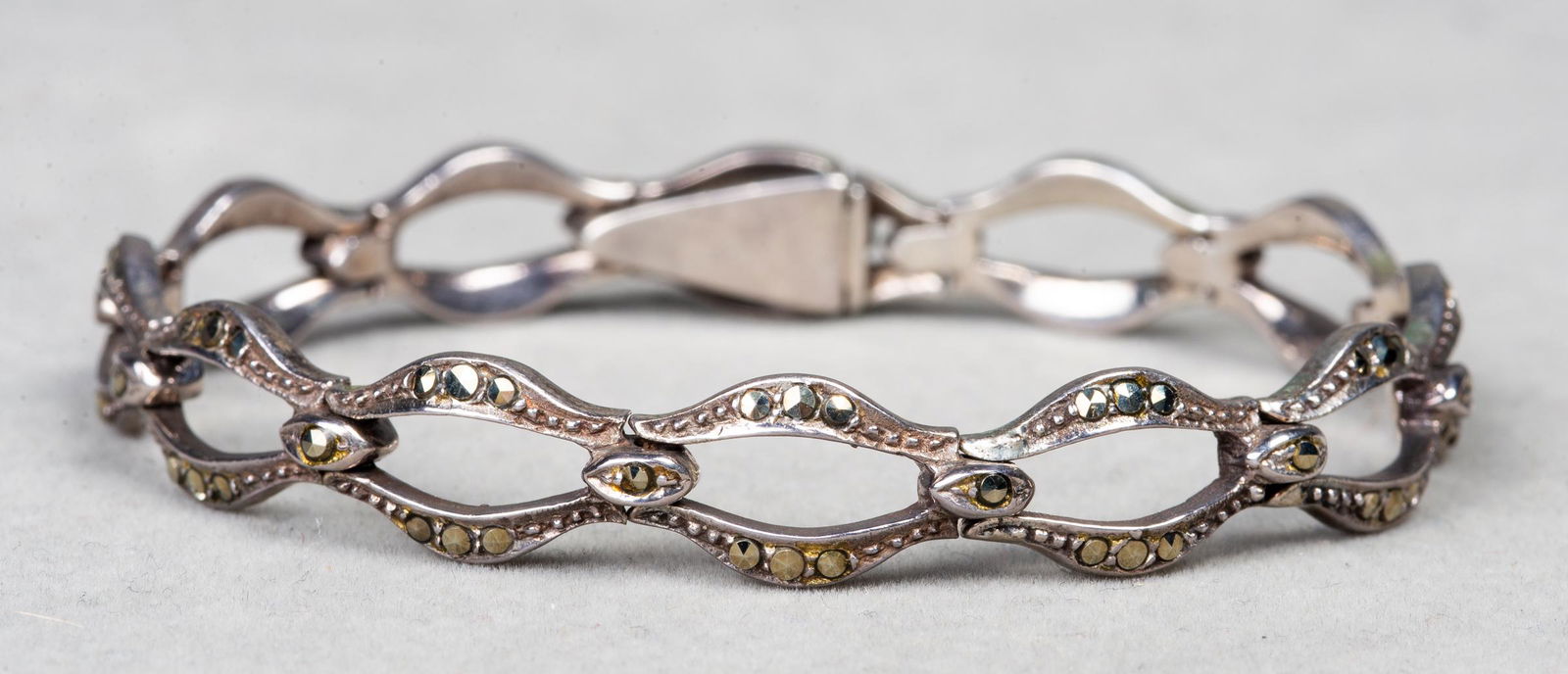 Vintage Sterling Silver Marcasite Link Bracelet (1 of 4)