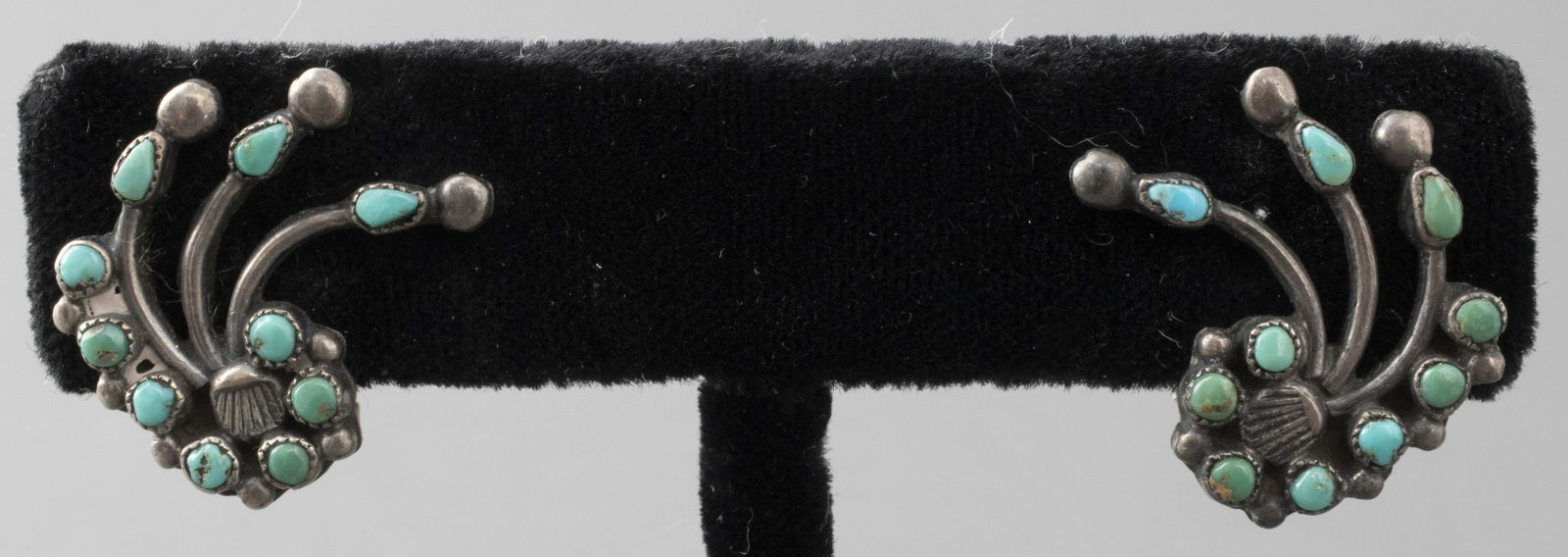 Zuni Native American Silver Turquoise Earrings (1 of 7)