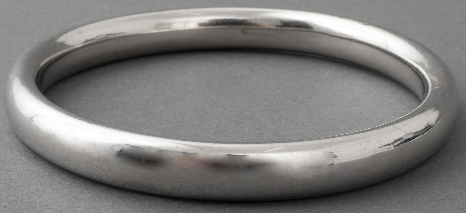 Vintage Italian Silver Rounded Bangle Bracelet (1 of 3)